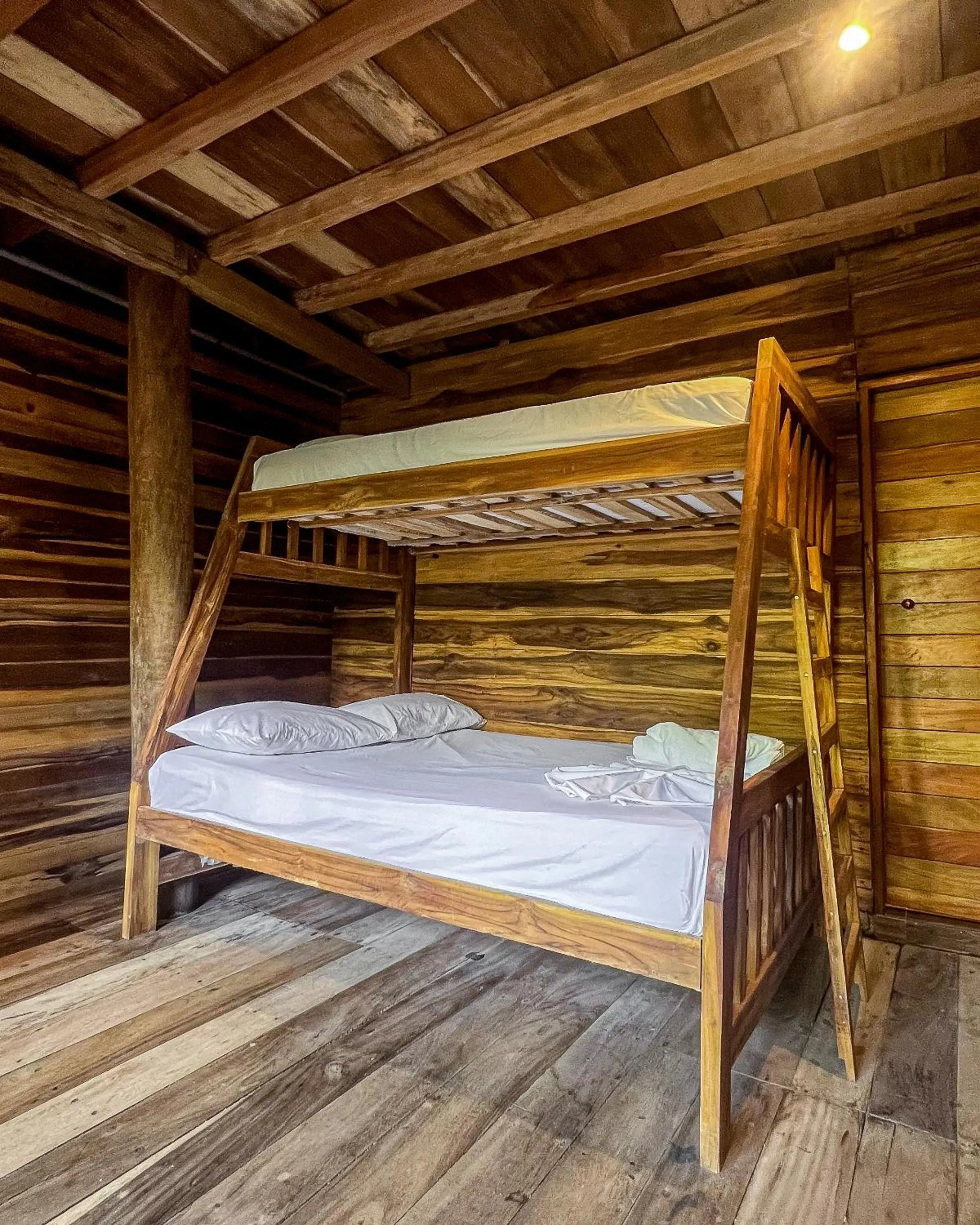 Bed in Hostal MOCAMBO BEACH