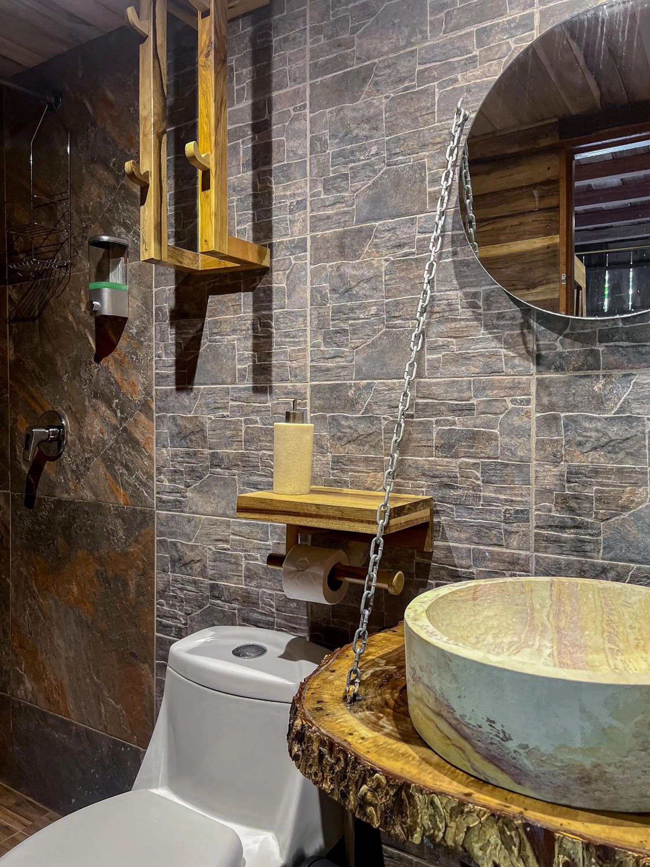 Bathroom in Hostal MOCAMBO BEACH