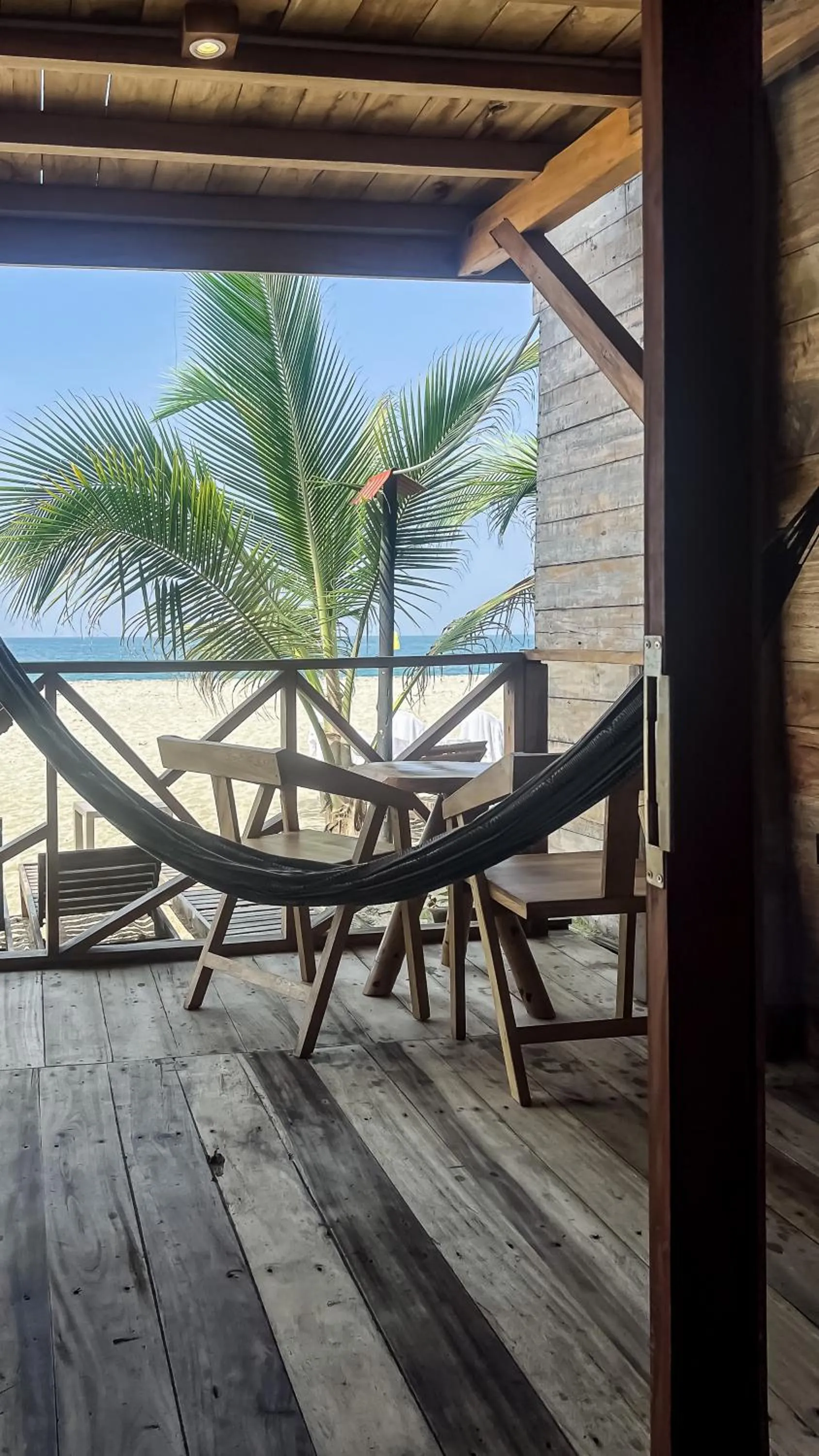 Day in Hostal MOCAMBO BEACH