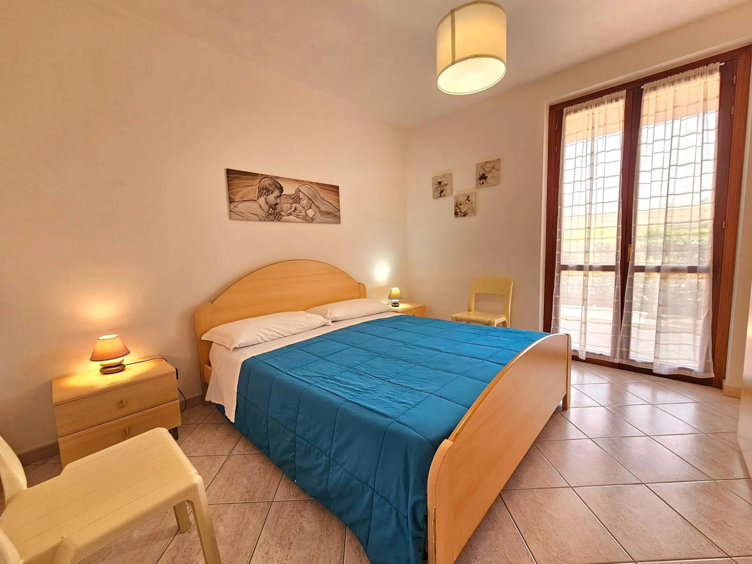 Bedroom, Bed in Costa Mediterranea Holiday Homes