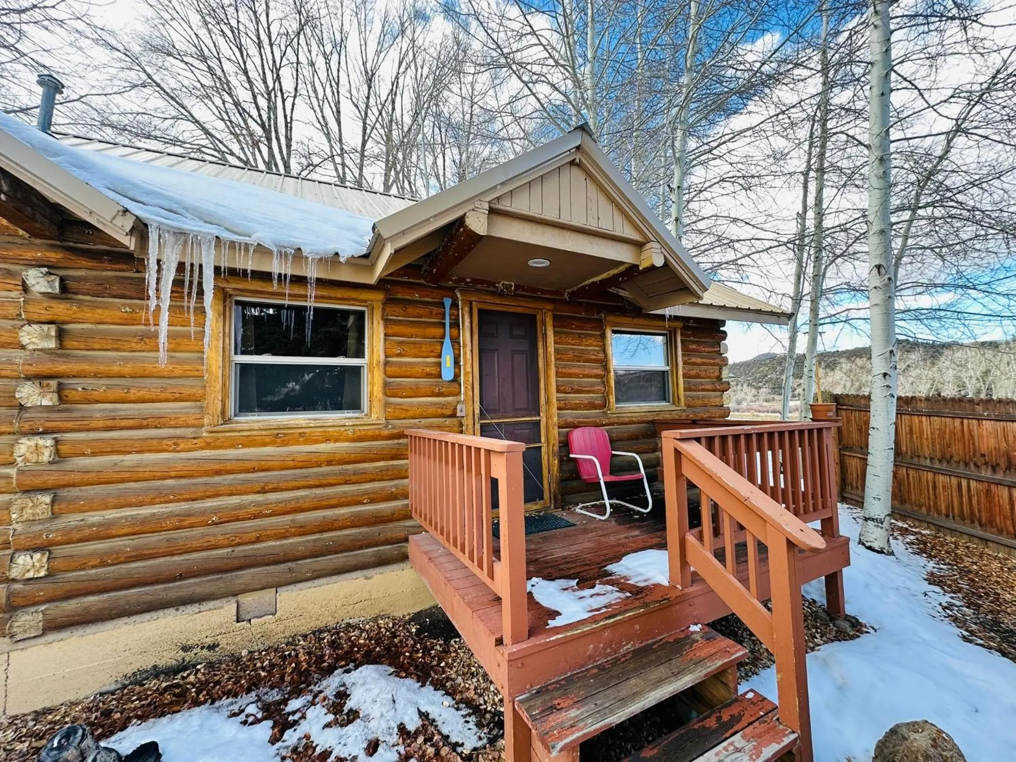 Ute Bluff Lodge, Cabins and RV park