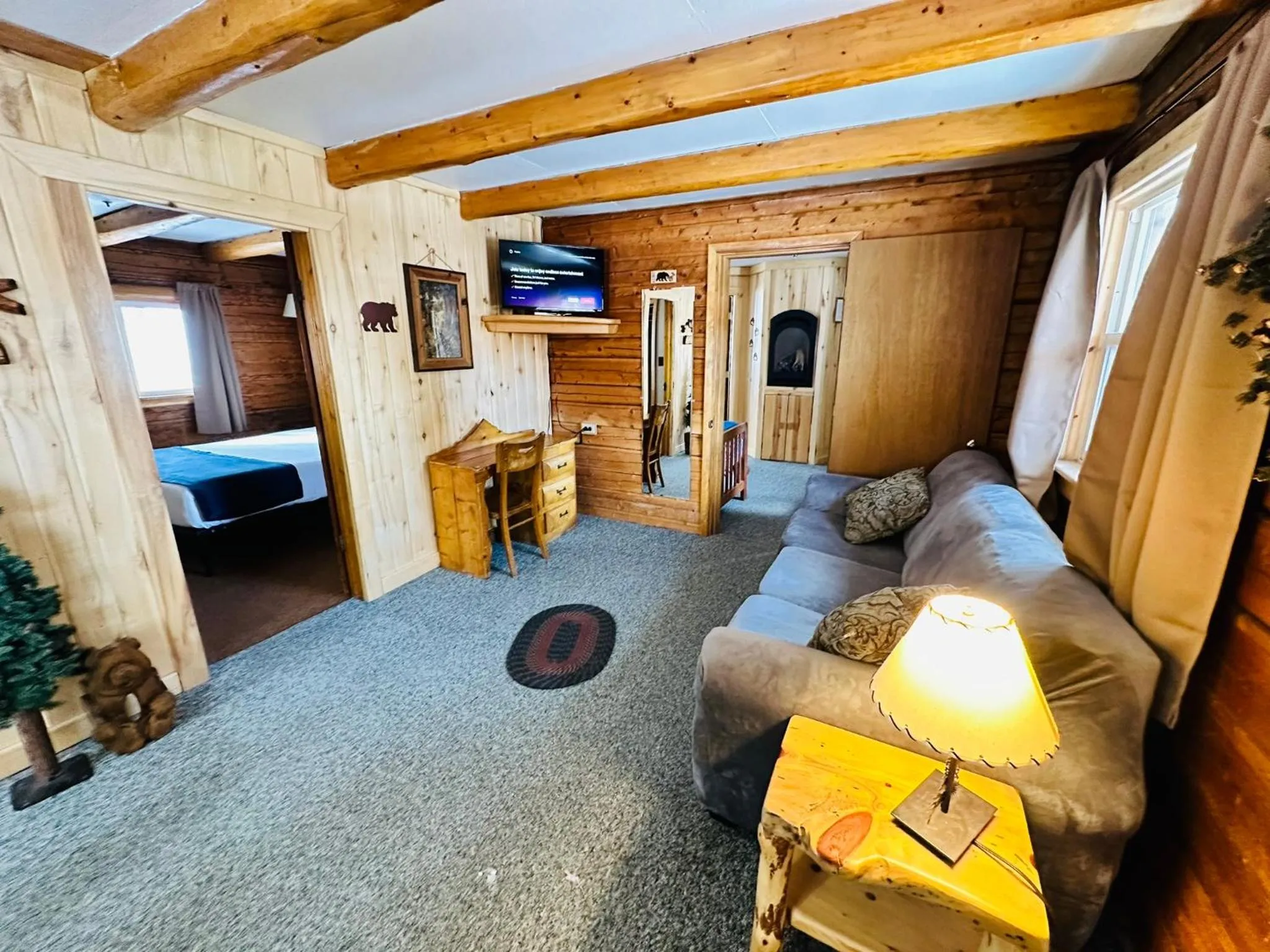 Ute Bluff Lodge, Cabins and RV park