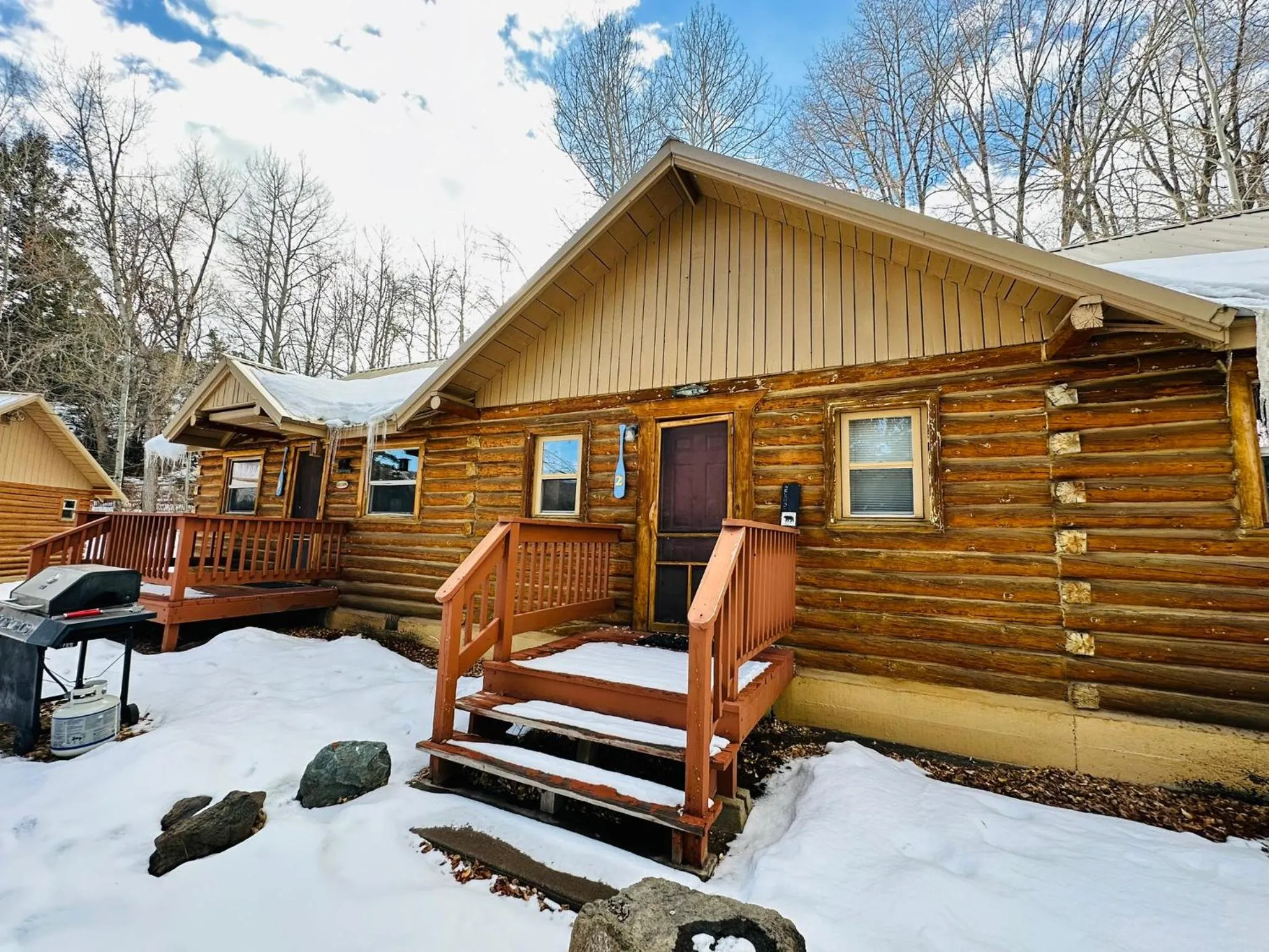 Ute Bluff Lodge, Cabins and RV park