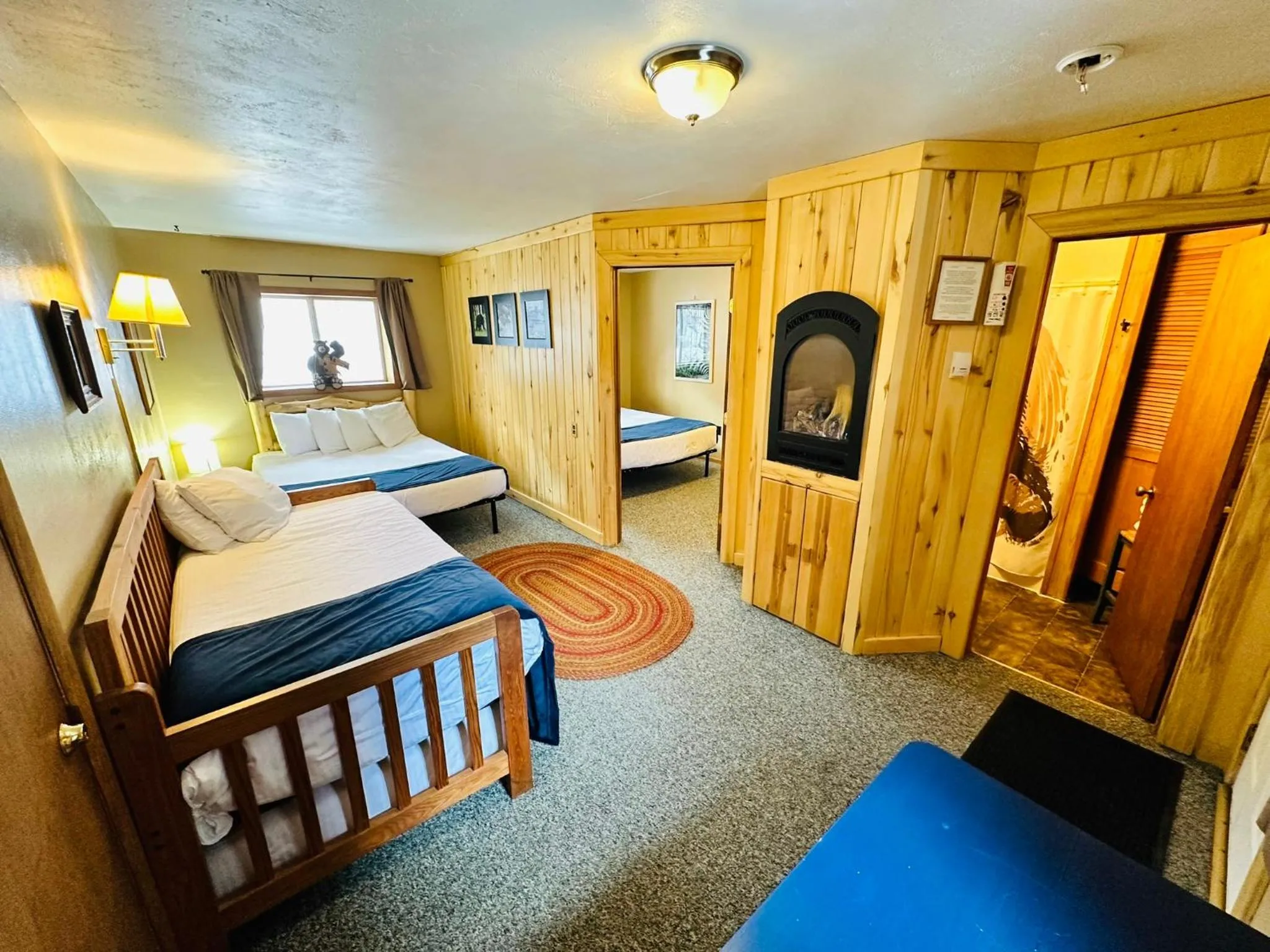 Ute Bluff Lodge, Cabins and RV park