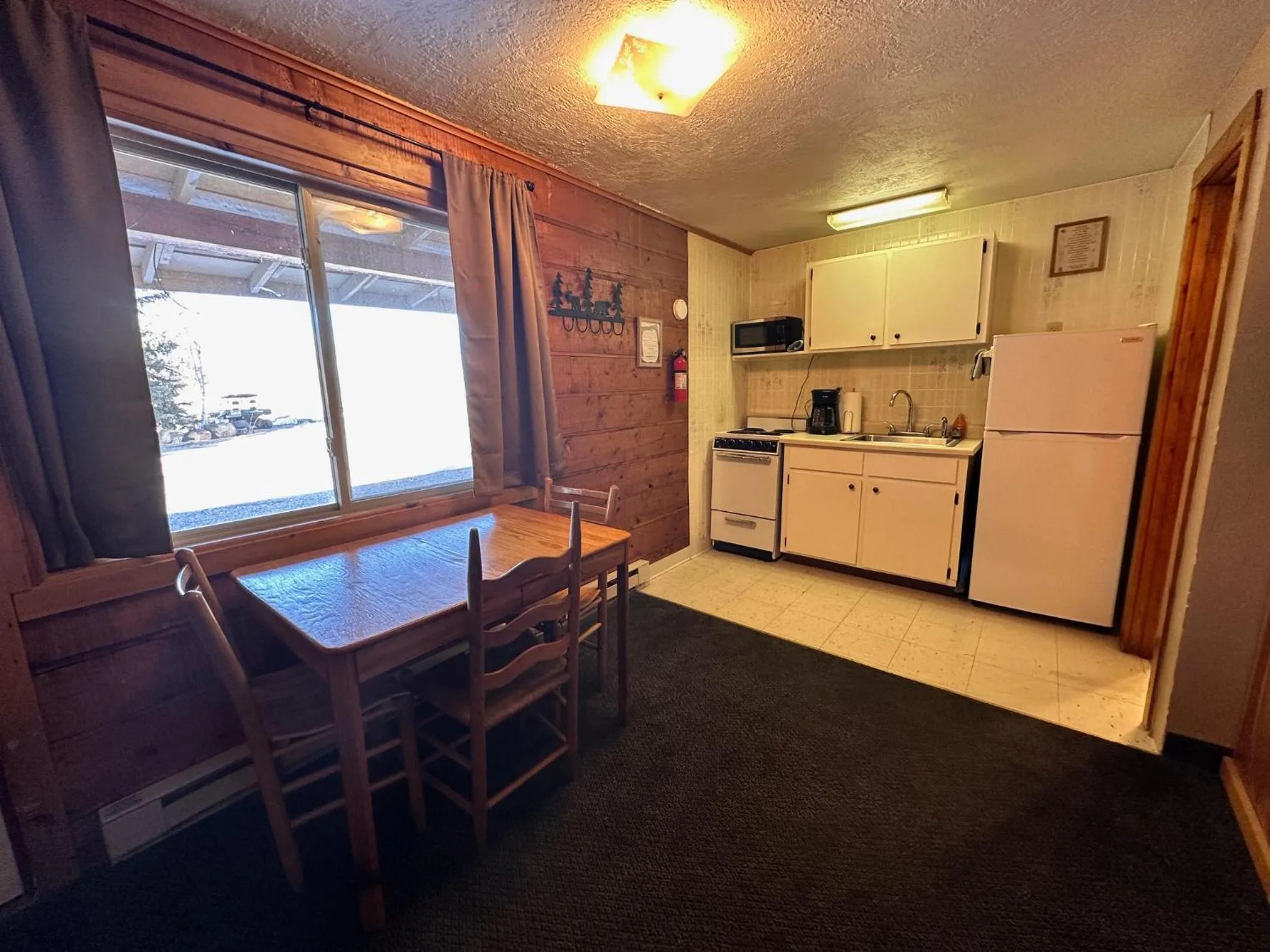 Ute Bluff Lodge, Cabins and RV park