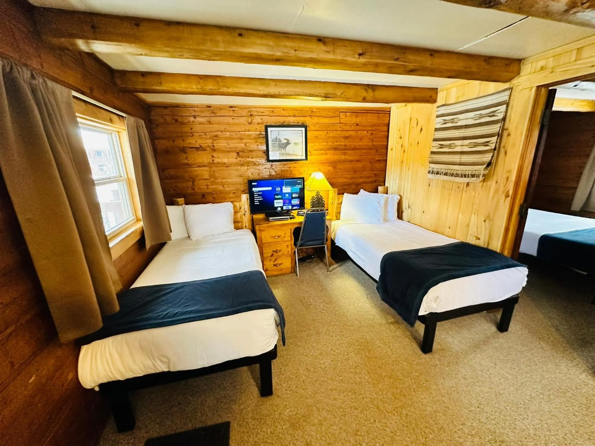 Ute Bluff Lodge, Cabins and RV park