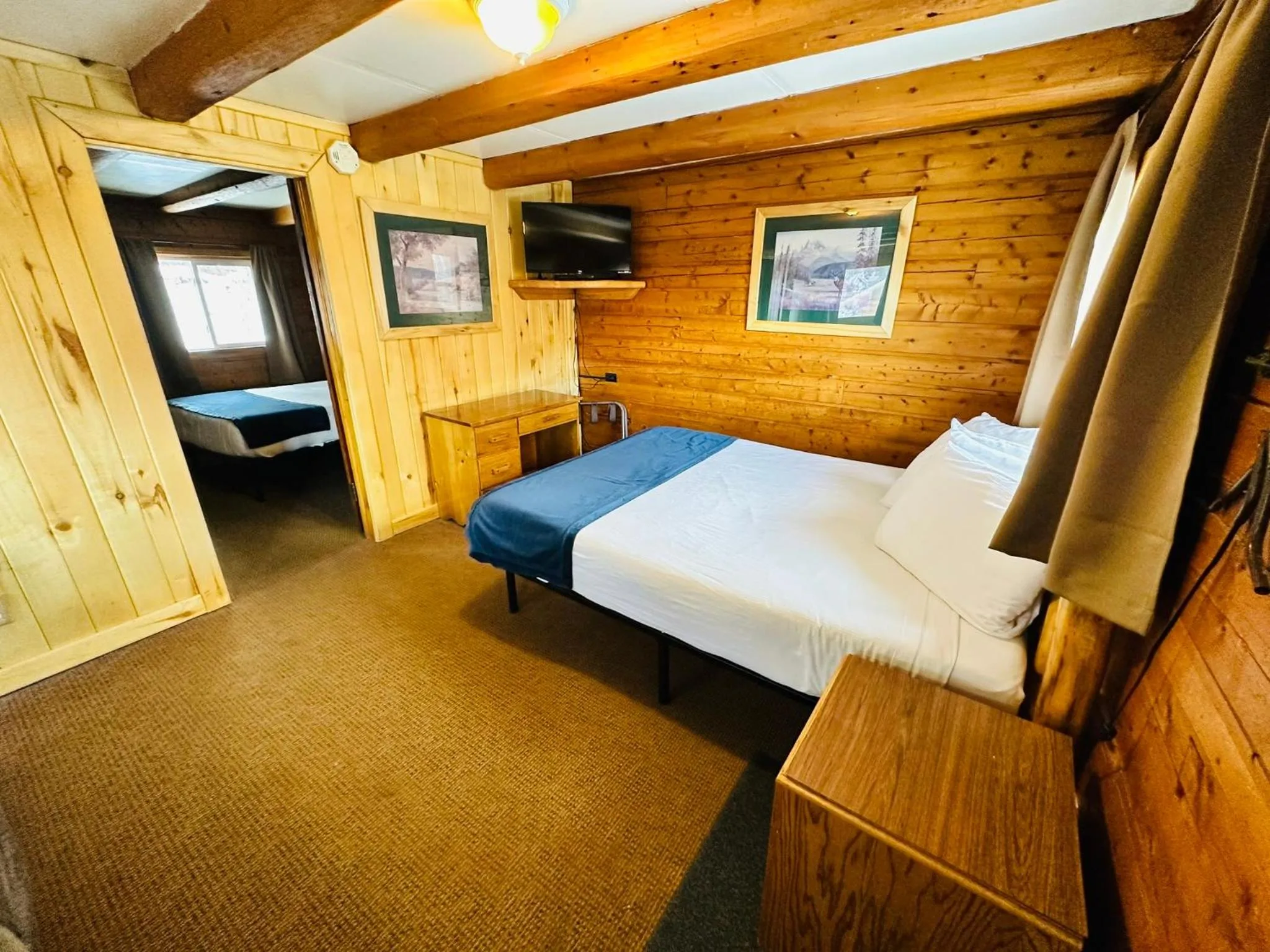 Ute Bluff Lodge, Cabins and RV park