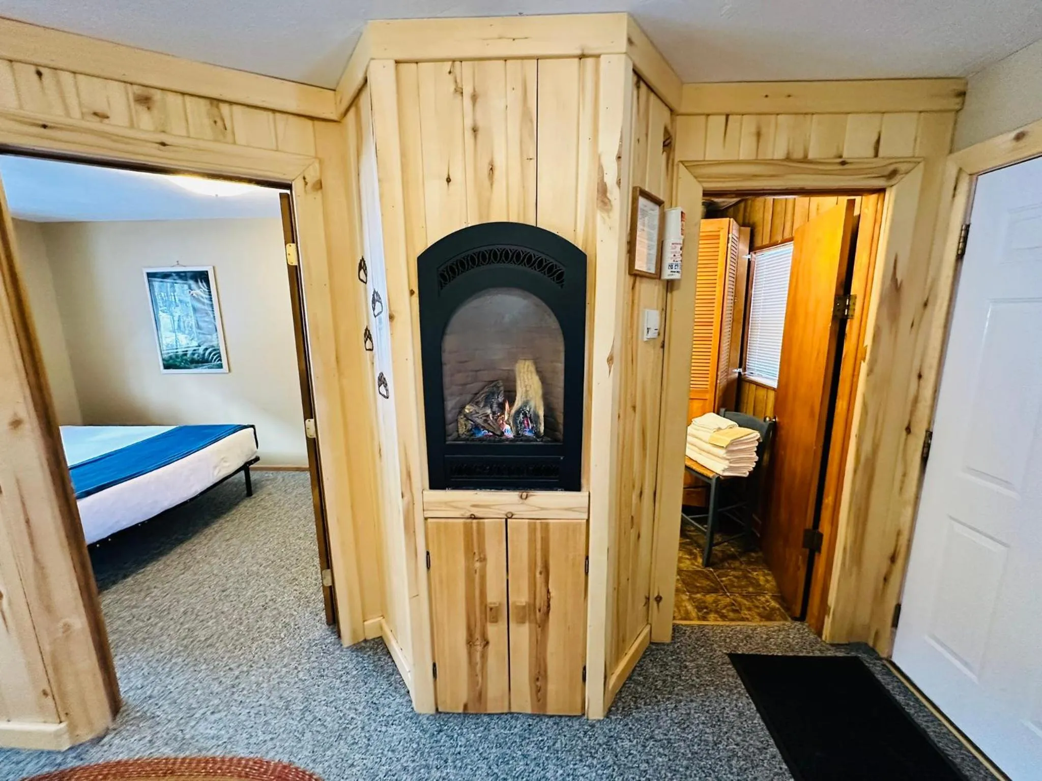 Ute Bluff Lodge, Cabins and RV park