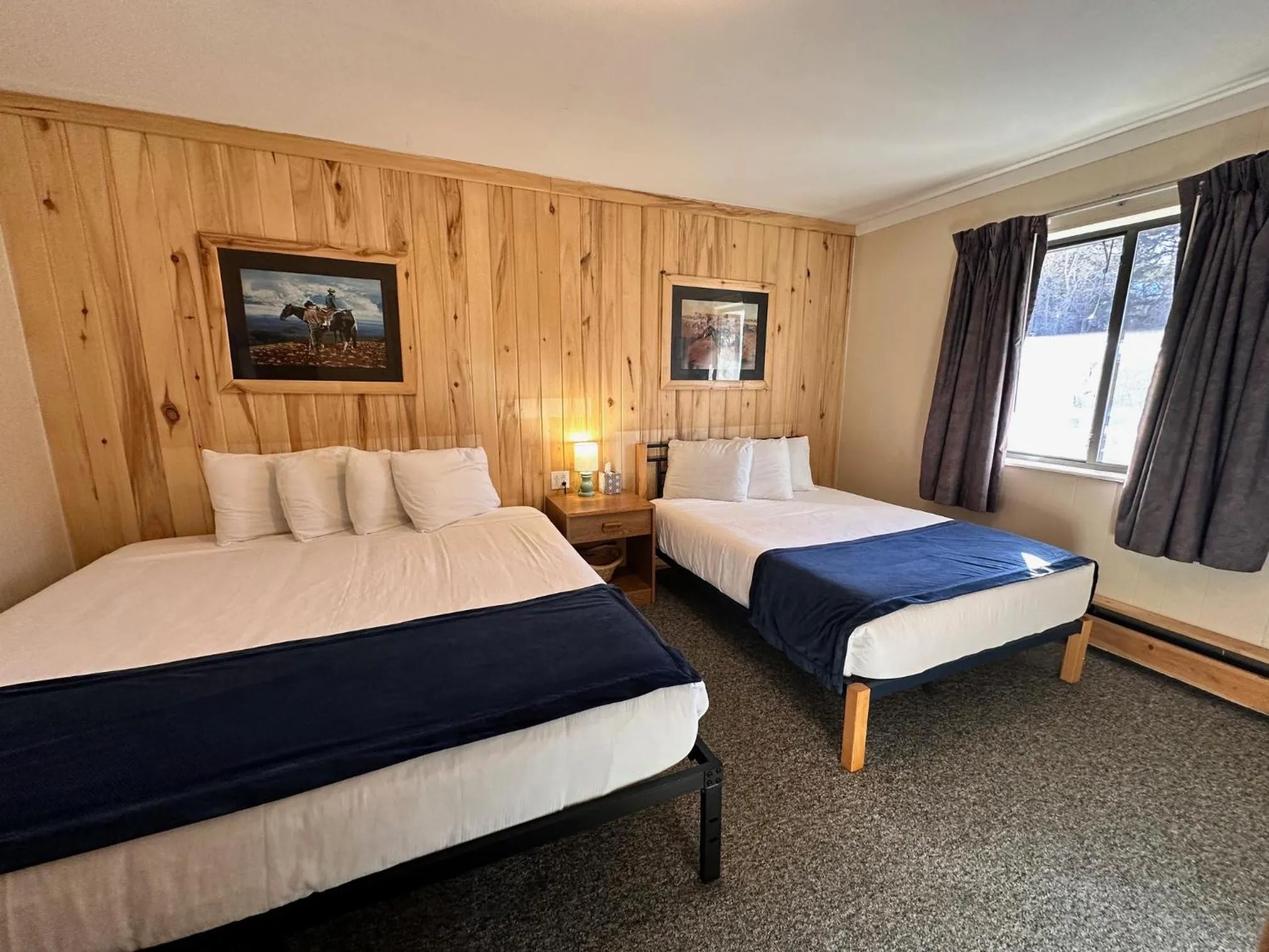 Ute Bluff Lodge, Cabins and RV park