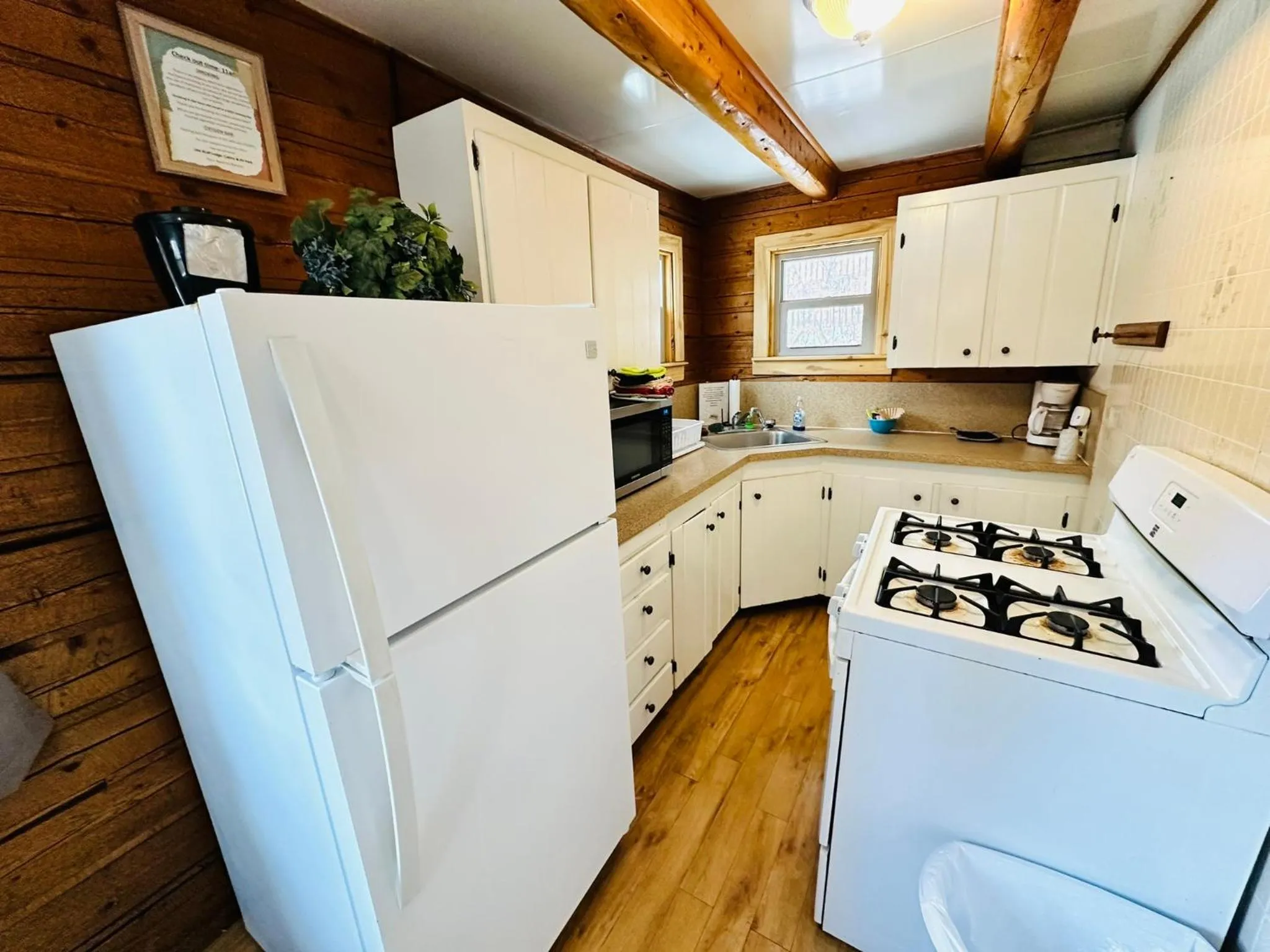 Ute Bluff Lodge, Cabins and RV park