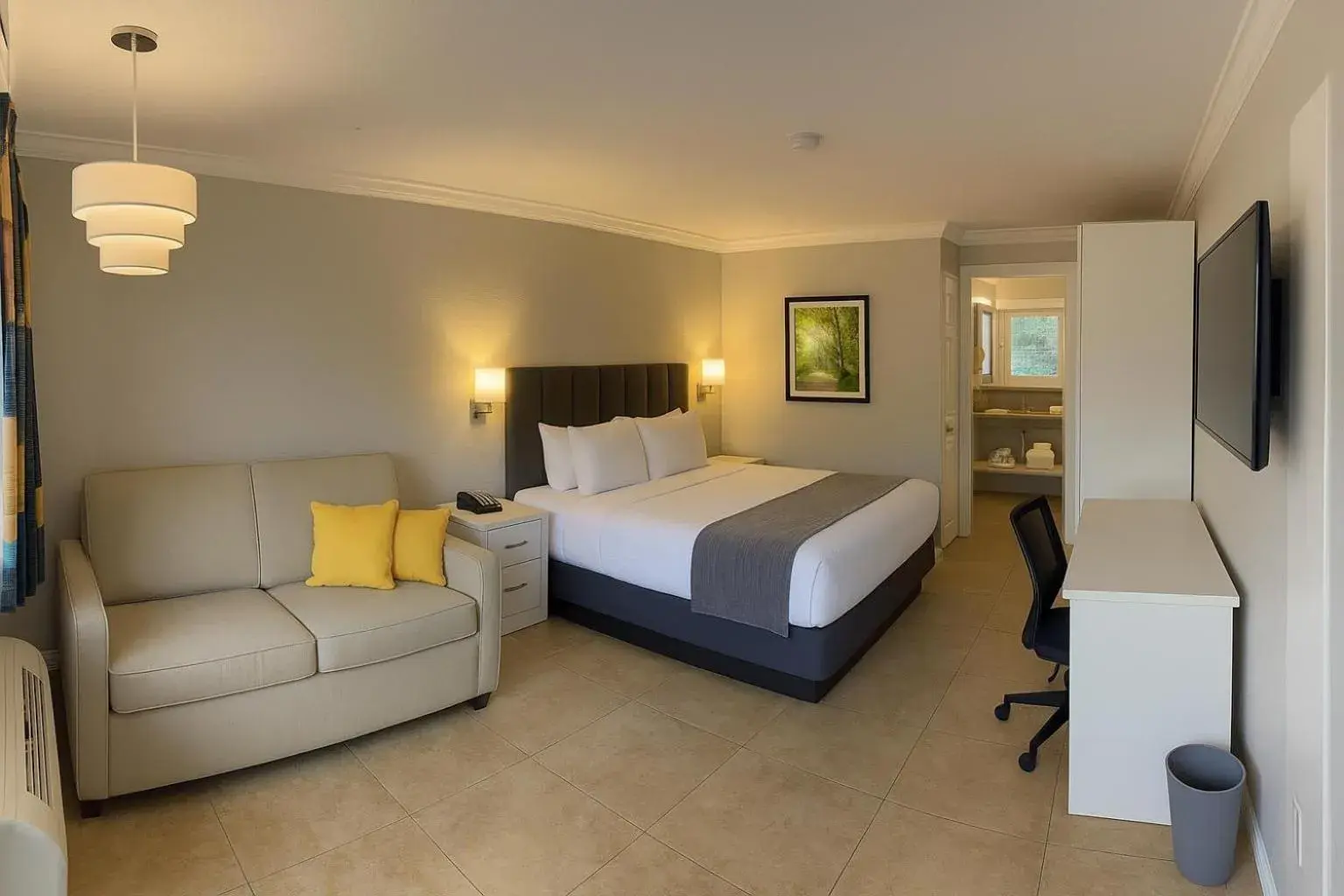 King Room with Pool View in Orlando International Drive North Hotel King Room with Pool View in Orlando International Drive North Hotel