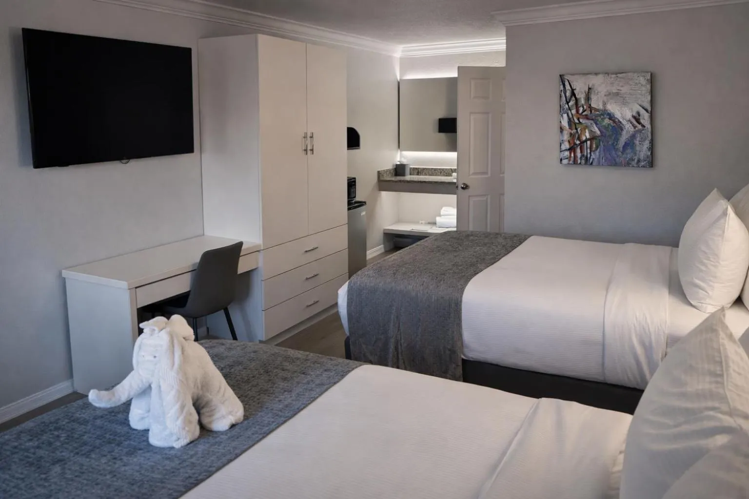 Bed in Orlando International Drive North Hotel