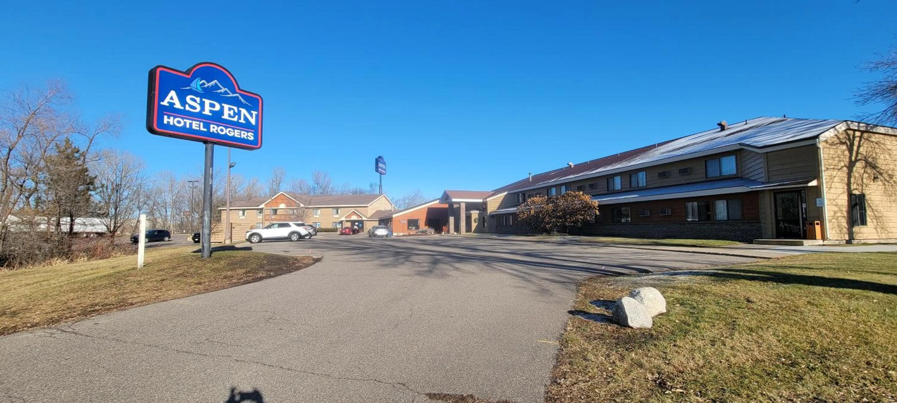 Property building in Aspen Hotel Rogers Formerly Americ inn