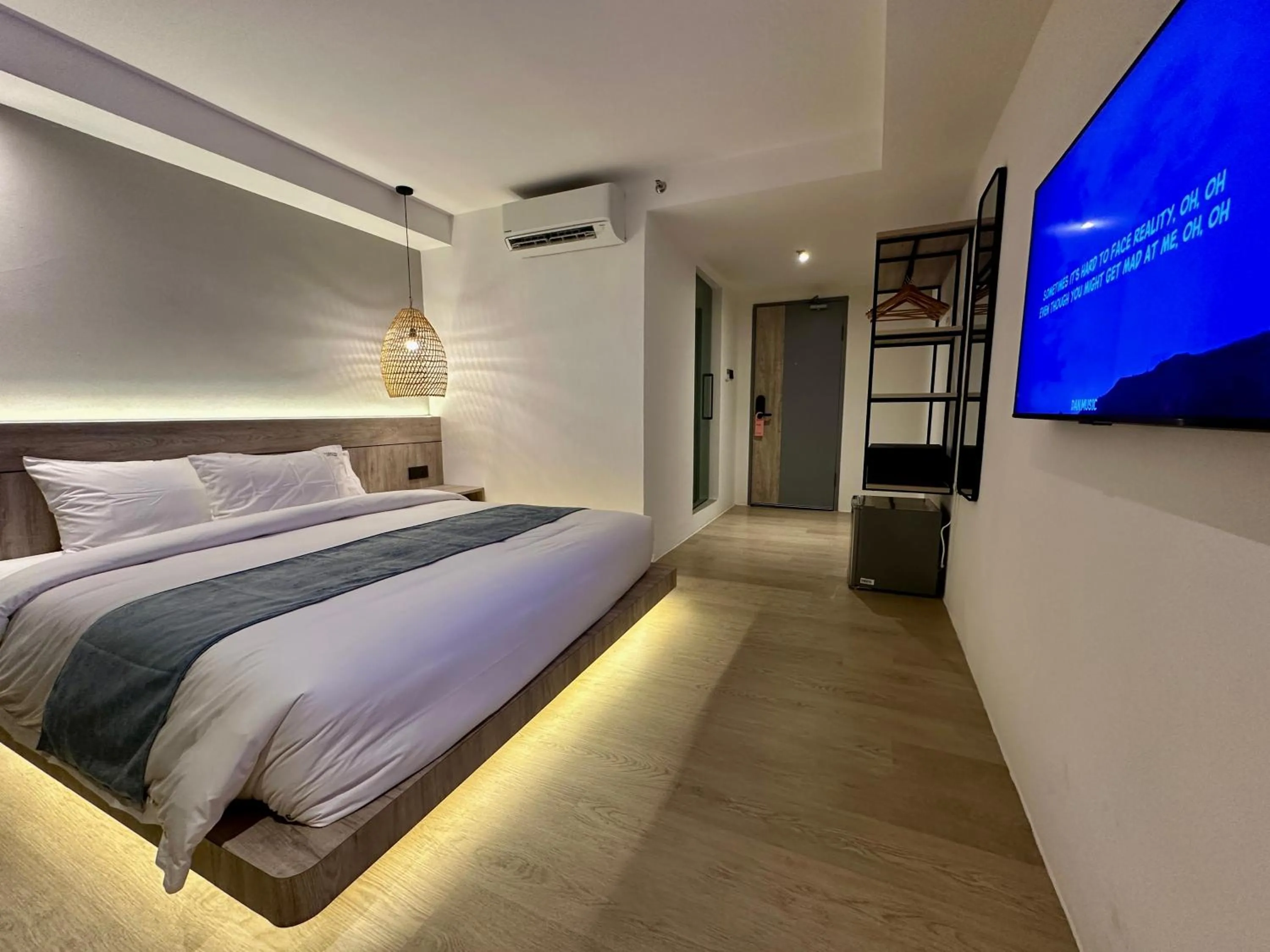 Bed in Theatre Hotel