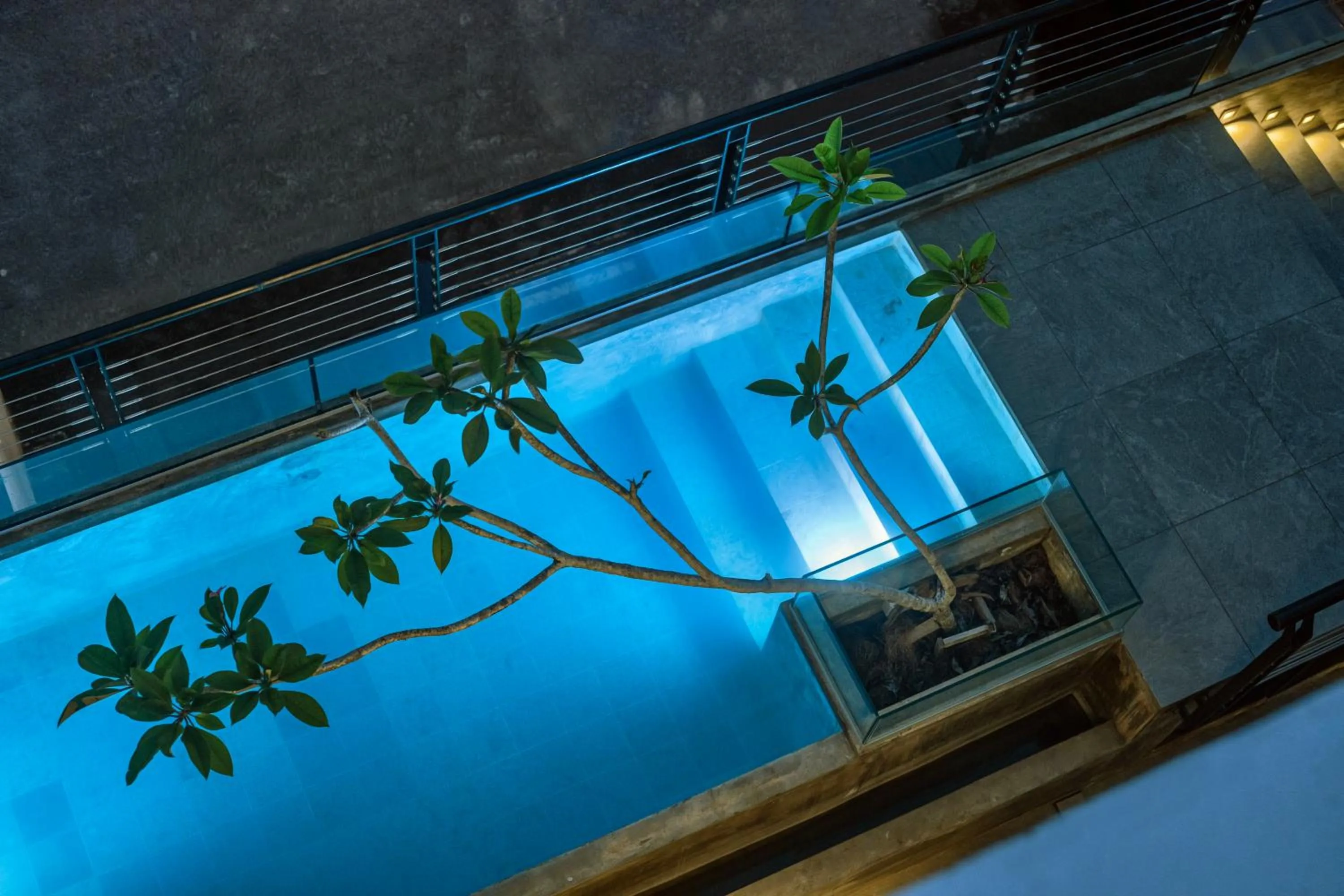 Swimming pool in Theatre Hotel