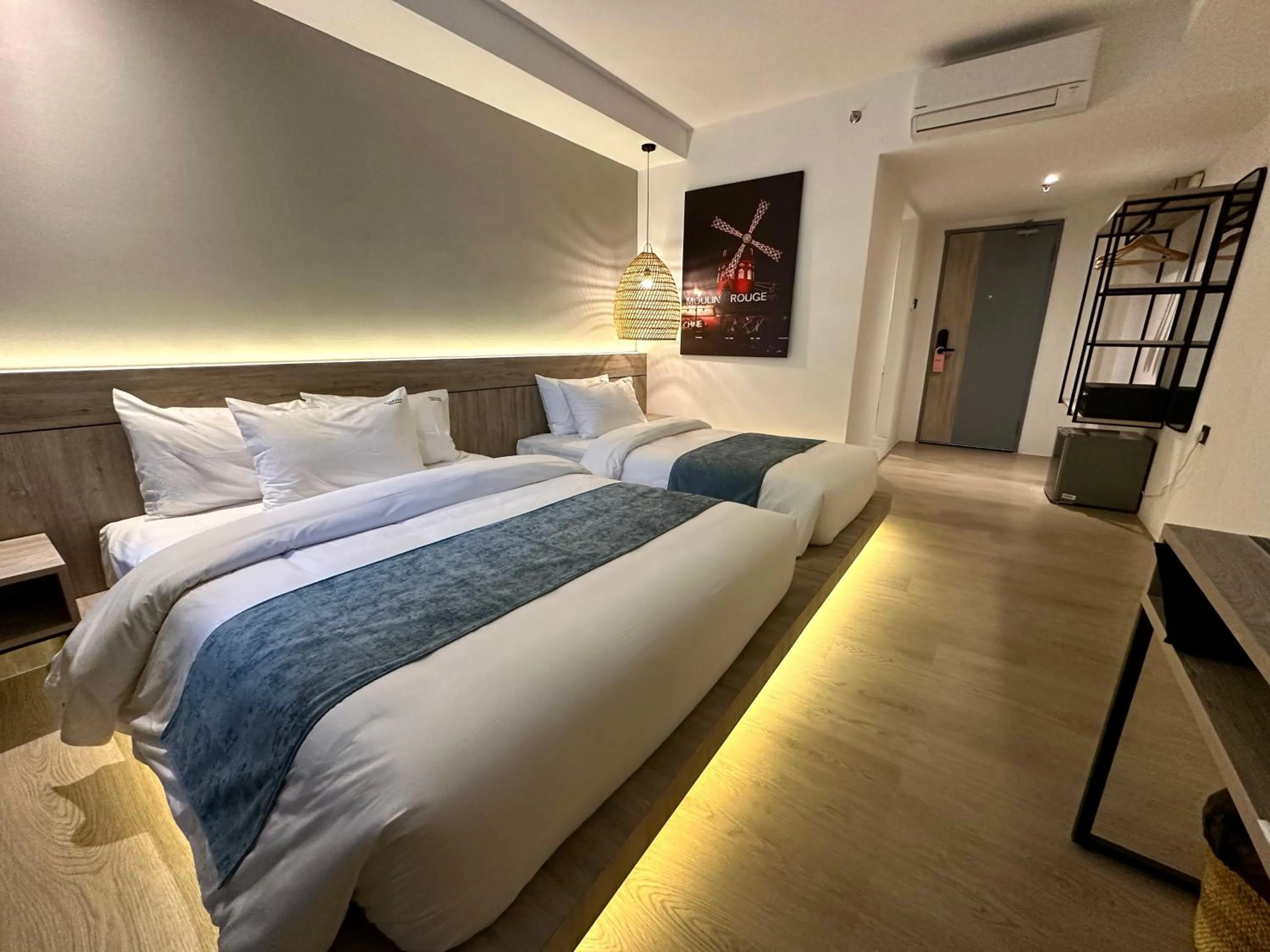 Bed in Theatre Hotel