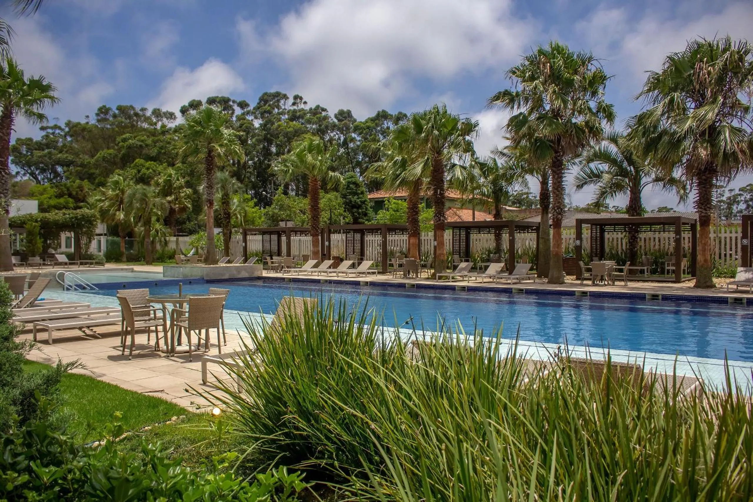 Swimming pool in Atlântida Green Square - 408B