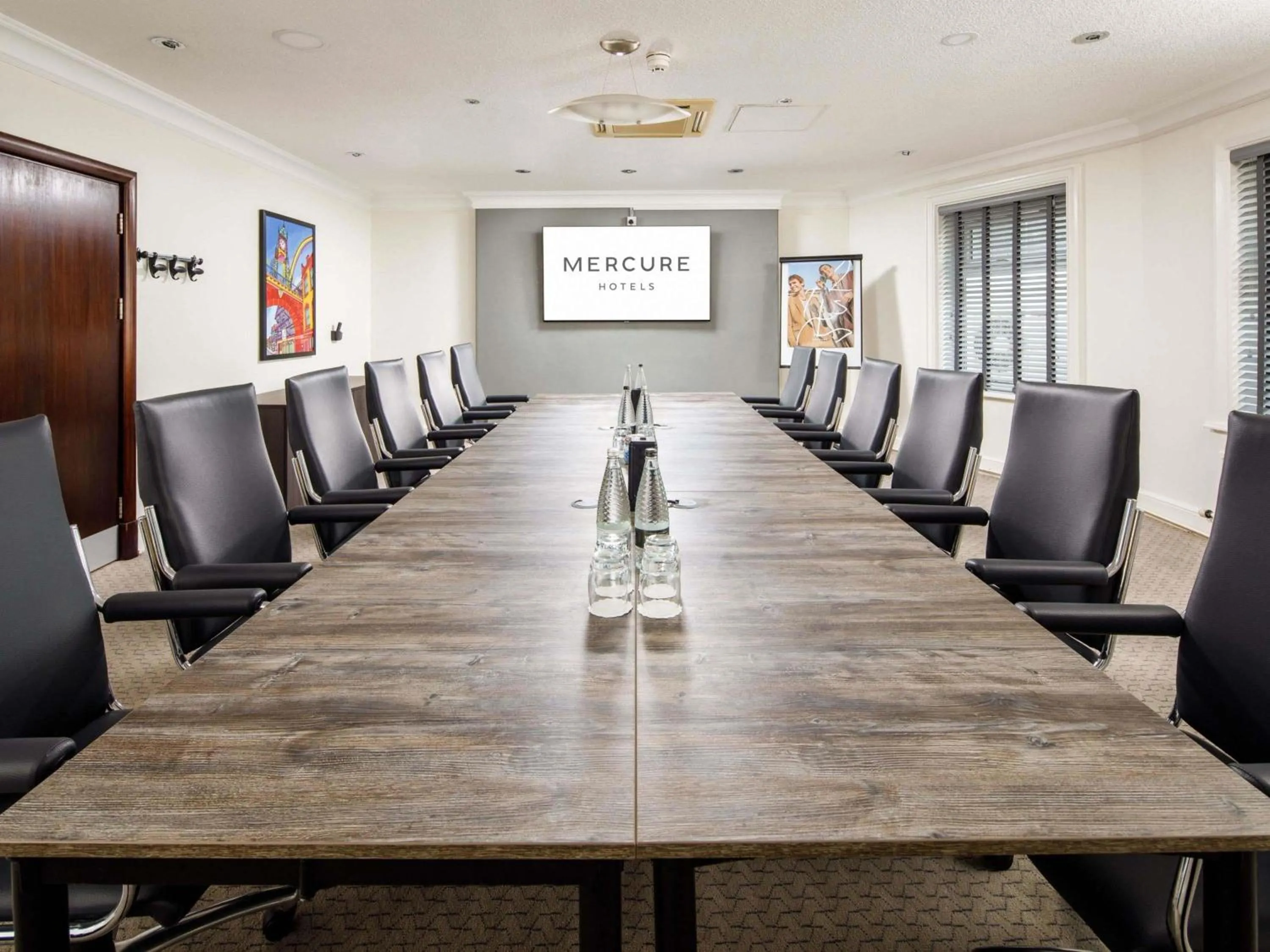 Meeting/conference room in Mercure Chester Abbots Well Hotel