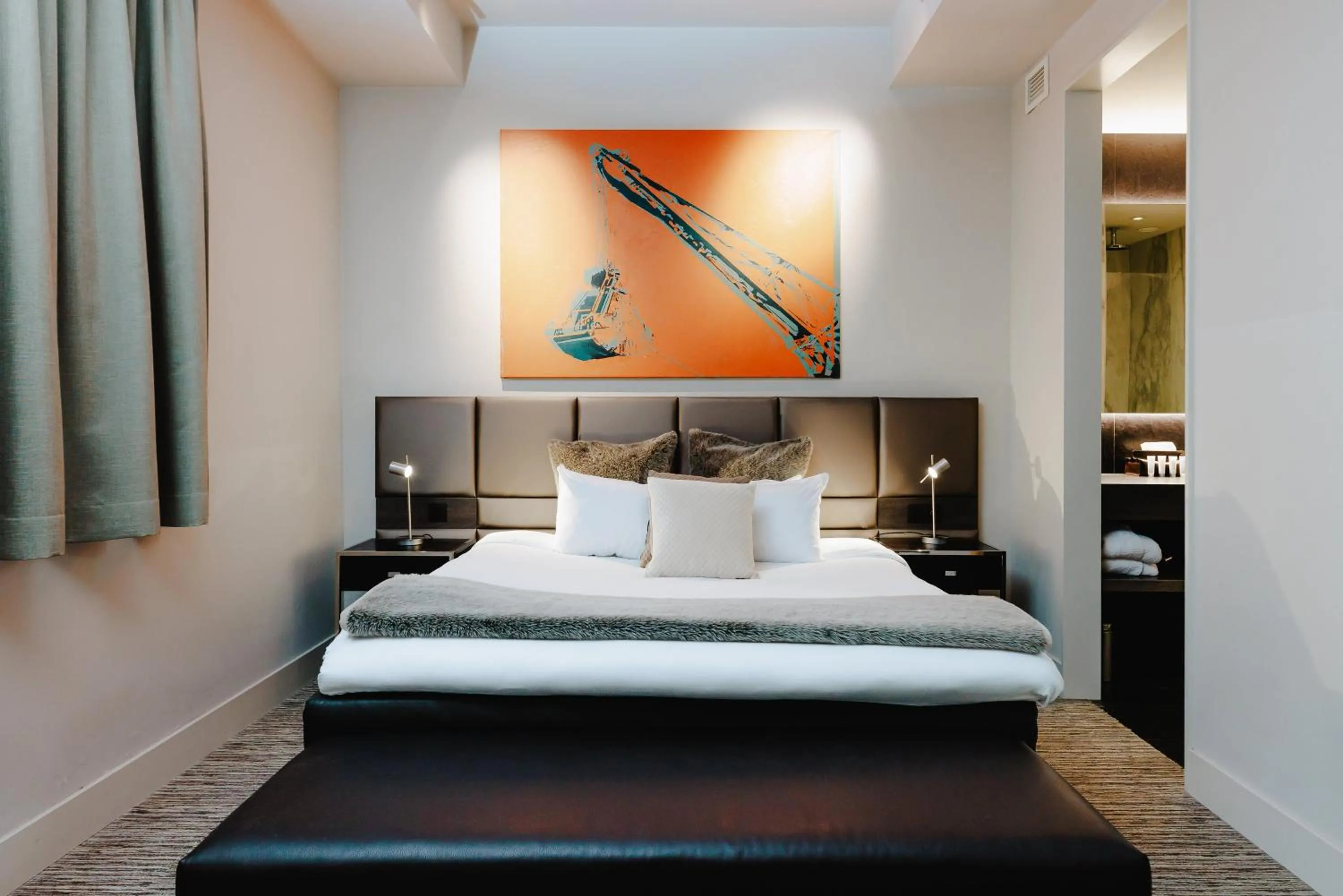 Bedroom, Bed in Terhills Hotel