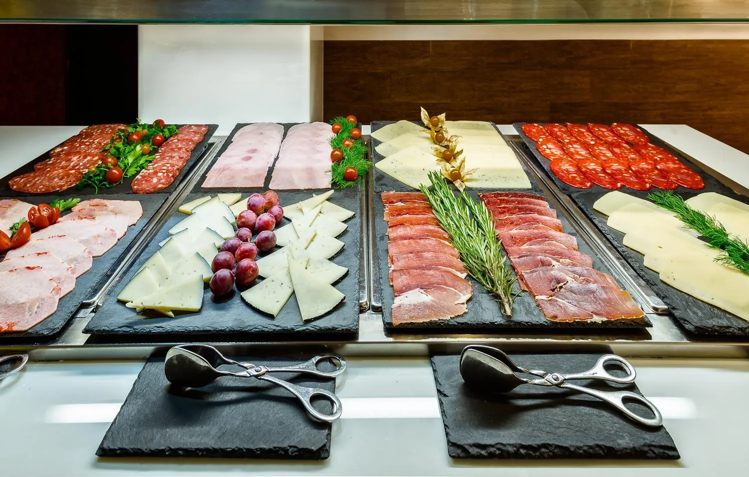 Food in Moon Dreams Torremolinos - Adults Recommended