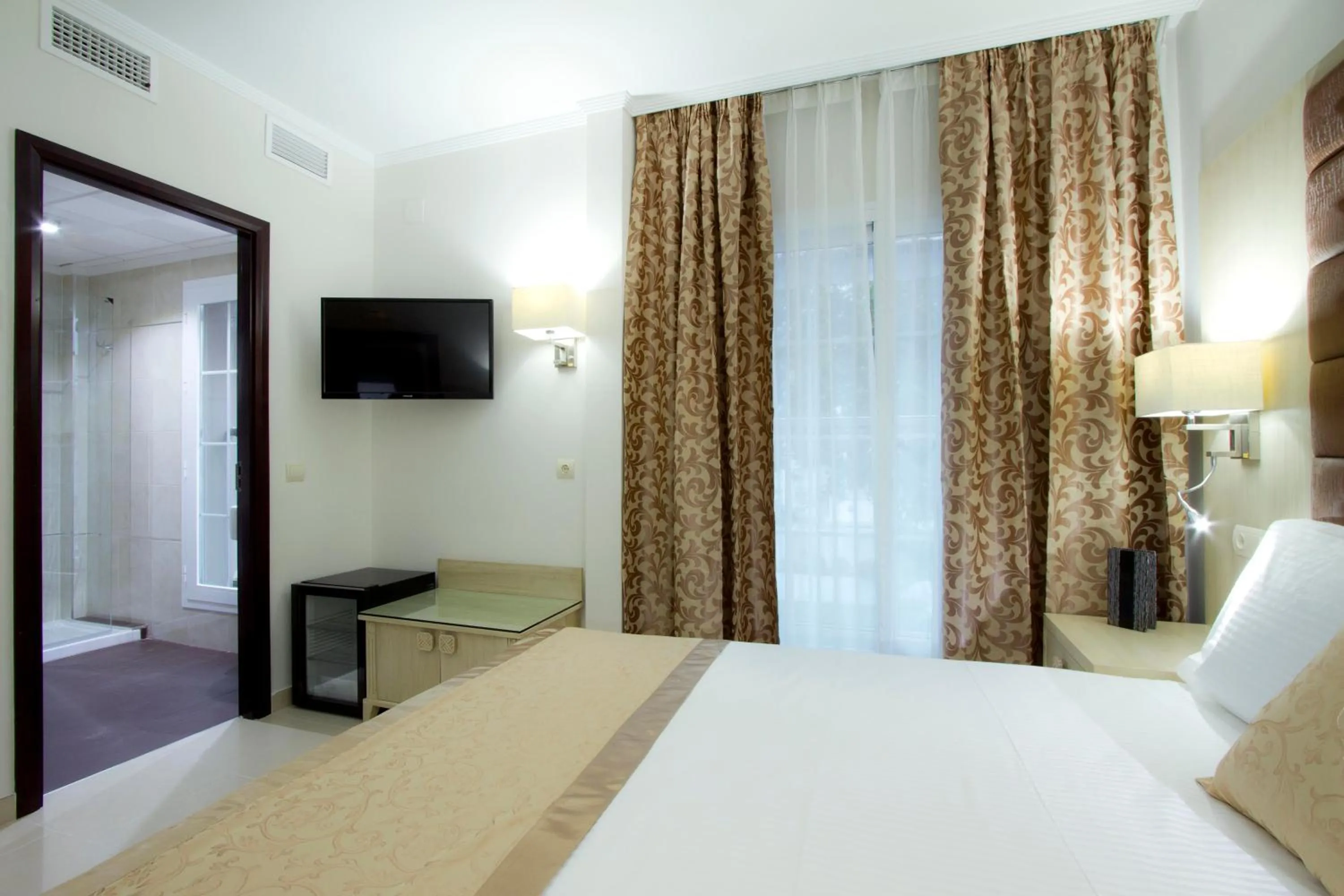 Bedroom, Bed in BLUESEA Alborán Adults Only- Ex Hotel MD Torremolinos