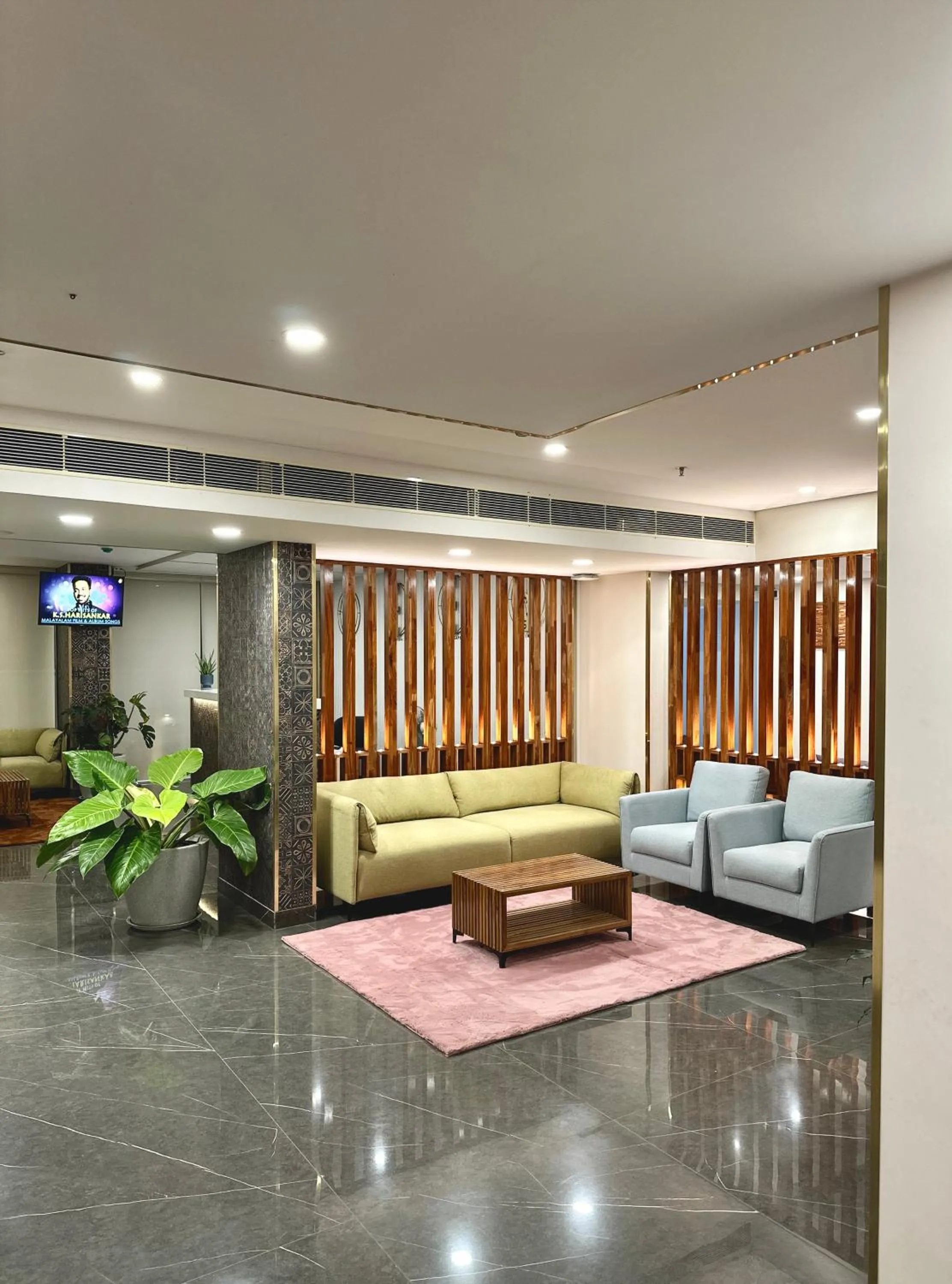 Lobby or reception in The Habitat Suites-Walkable distance to Guruvayoor temple