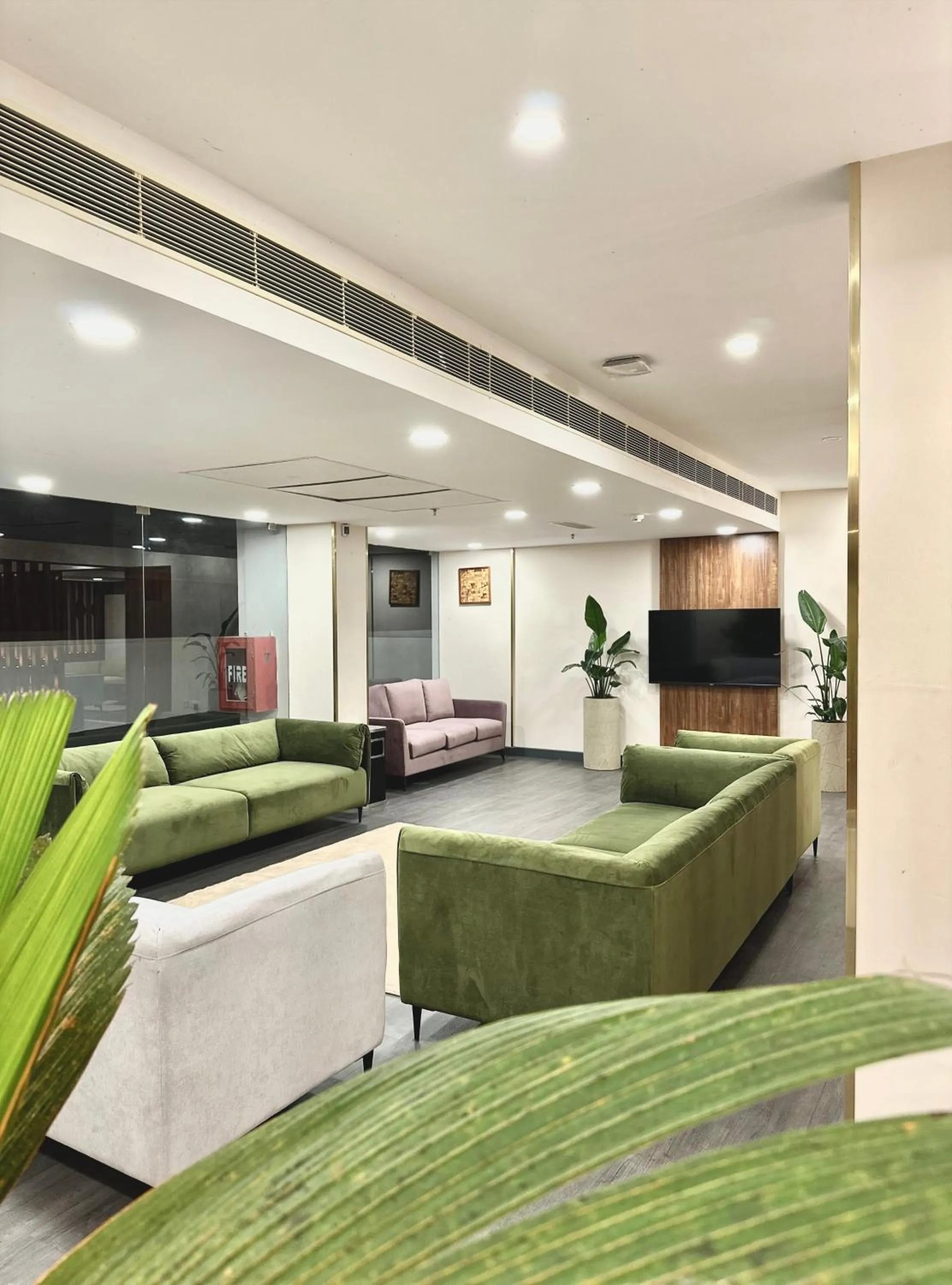 Lobby or reception in The Habitat Suites-Walkable distance to Guruvayoor temple