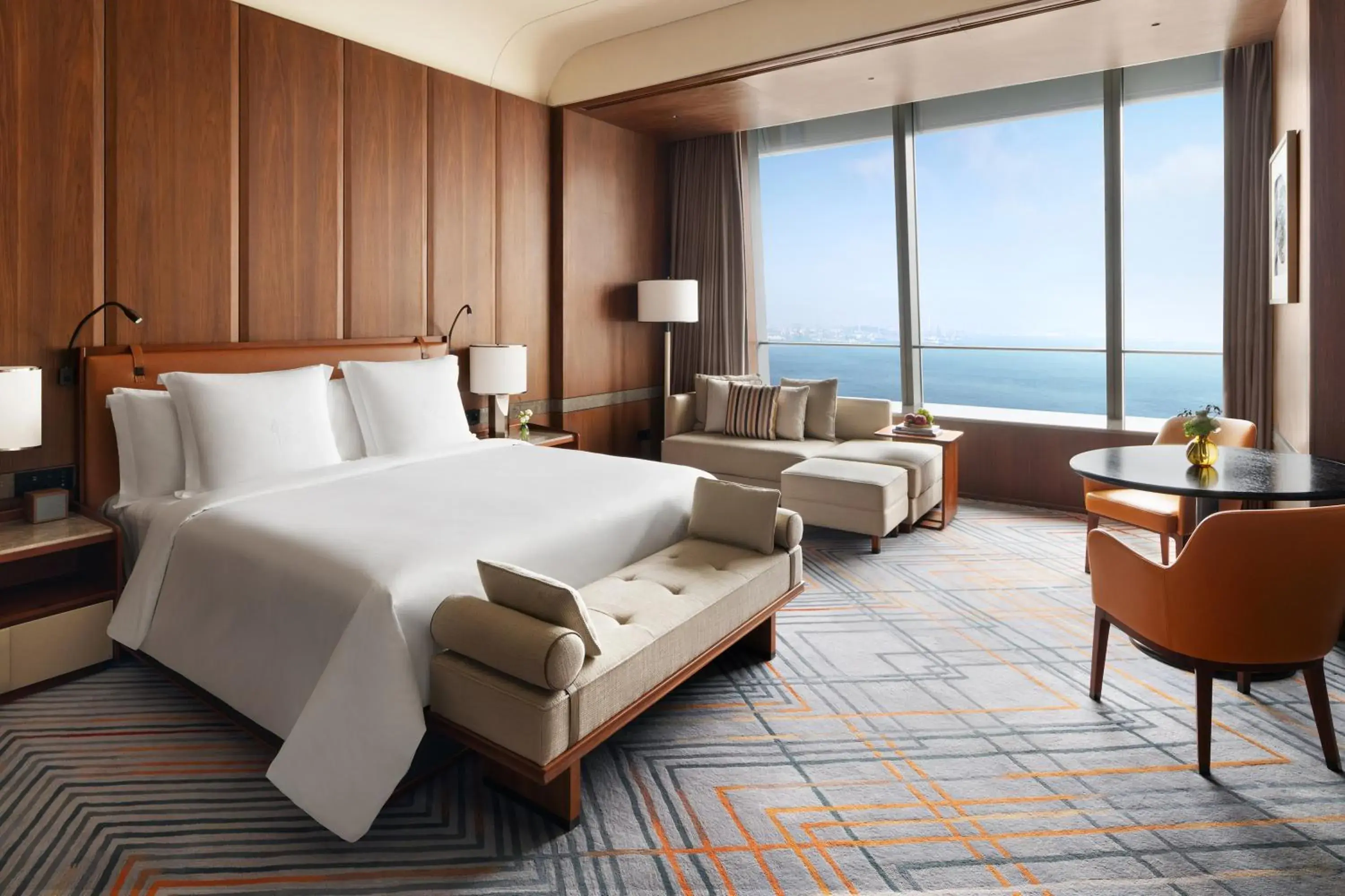 Ocean View Club Room King in Four Seasons Hotel Dalian Ocean View Club Room King in Four Seasons Hotel Dalian