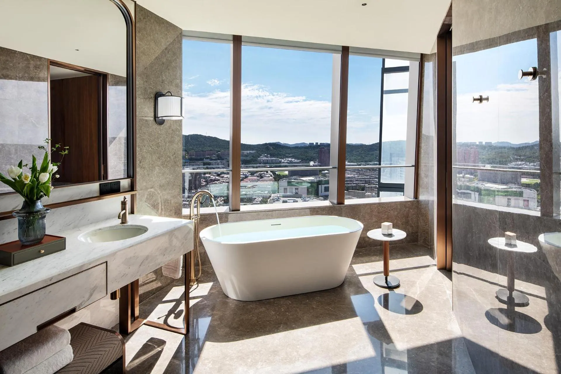 Bathroom in Four Seasons Hotel Dalian