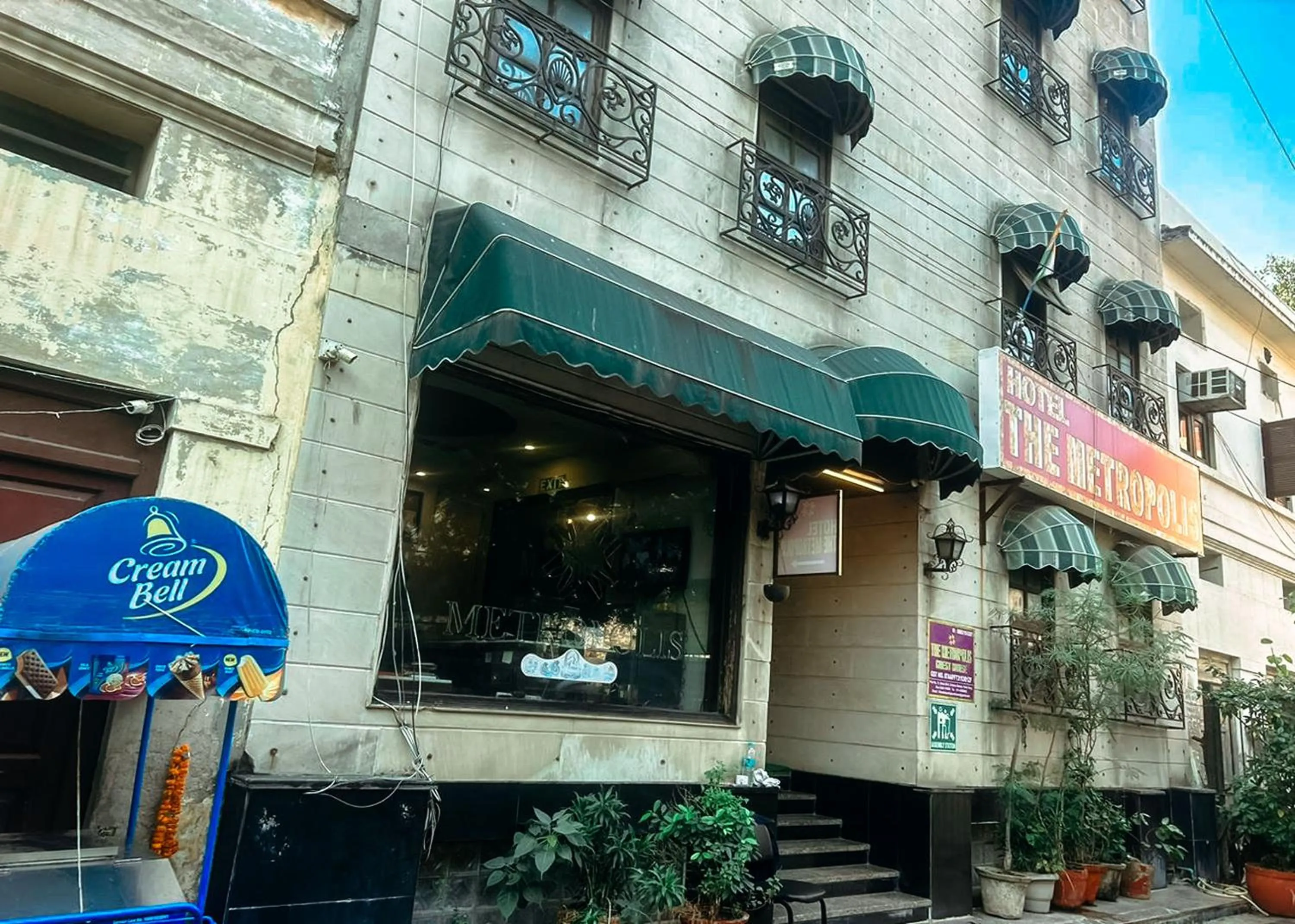 Property building in The Metropolis Guest House Near RK Ashram Metro Station