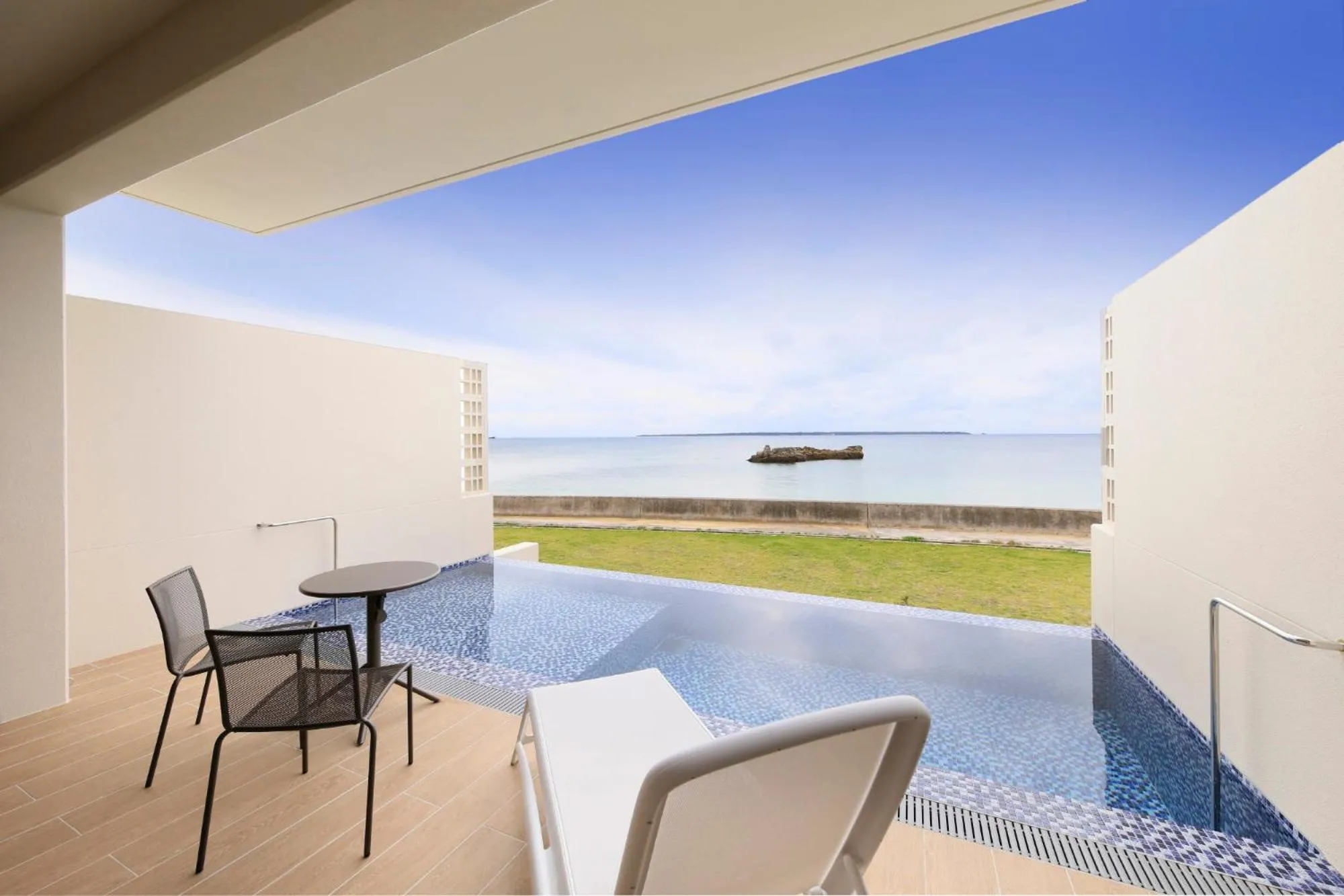 View (from property/room) in VIVOVIVA石垣島