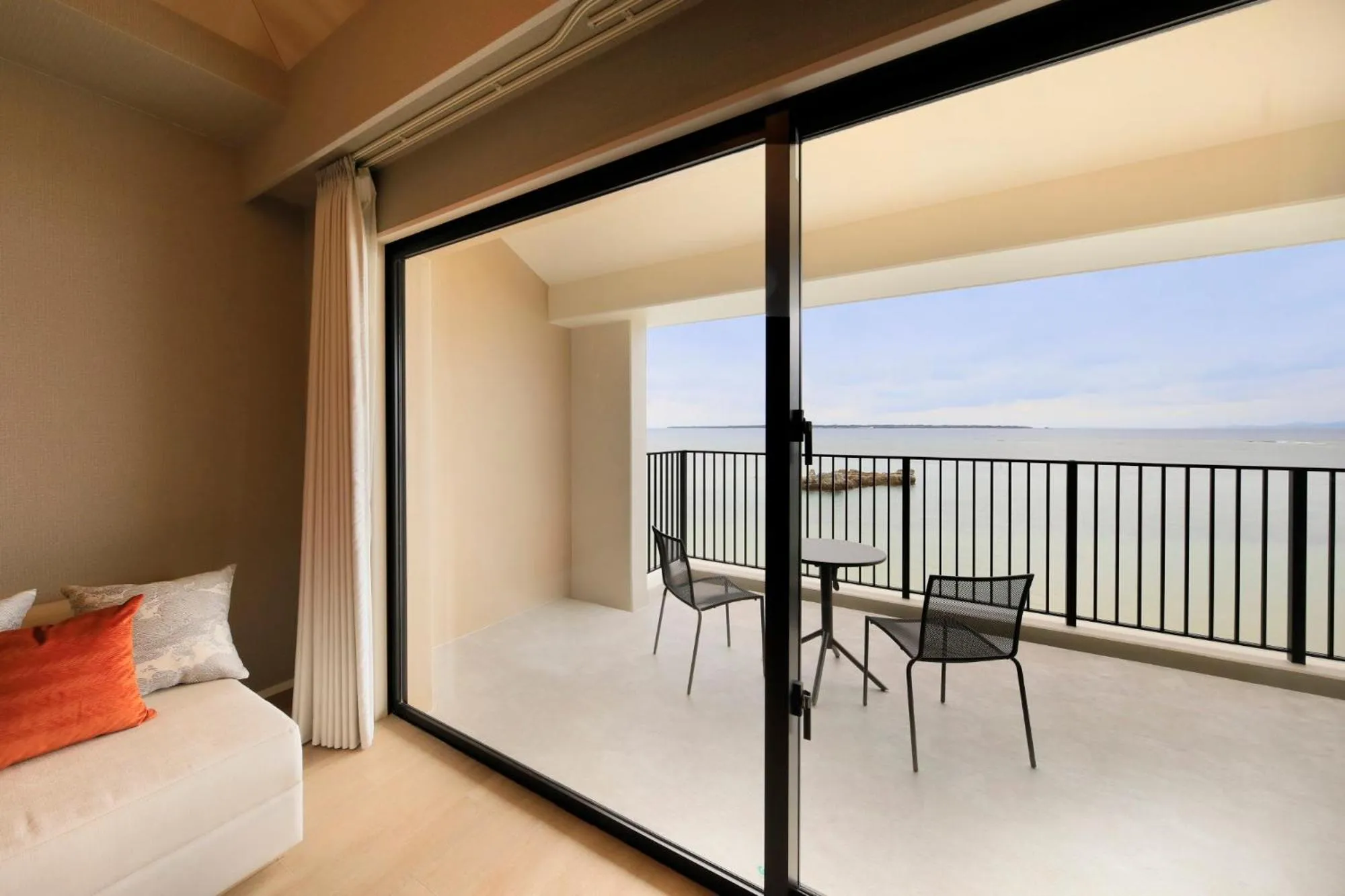 Day in VIVOVIVA石垣島