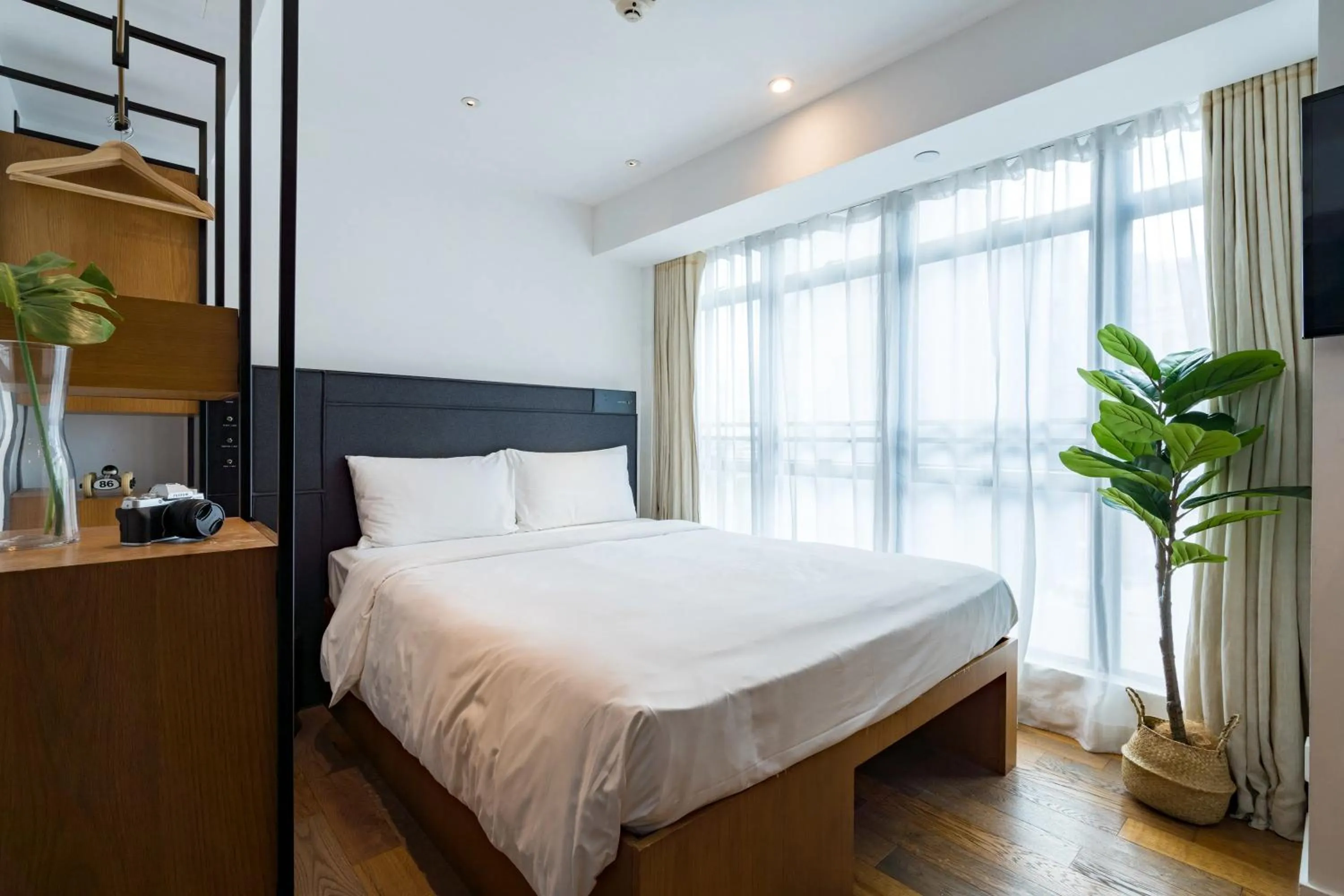 Bed in Residence G Hong Kong - by Hotel G