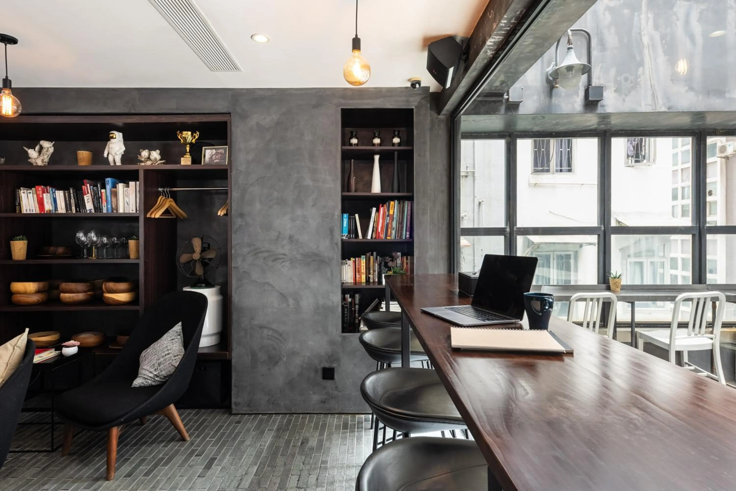 Living room in Residence G Hong Kong - by Hotel G