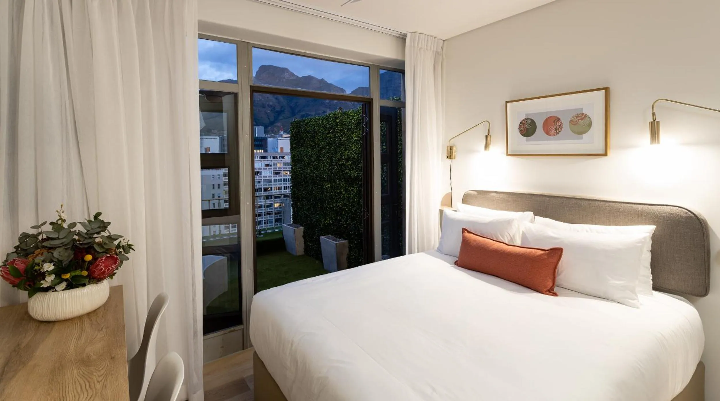 TV and multimedia, Bed in Habitat Aparthotel by Totalstay