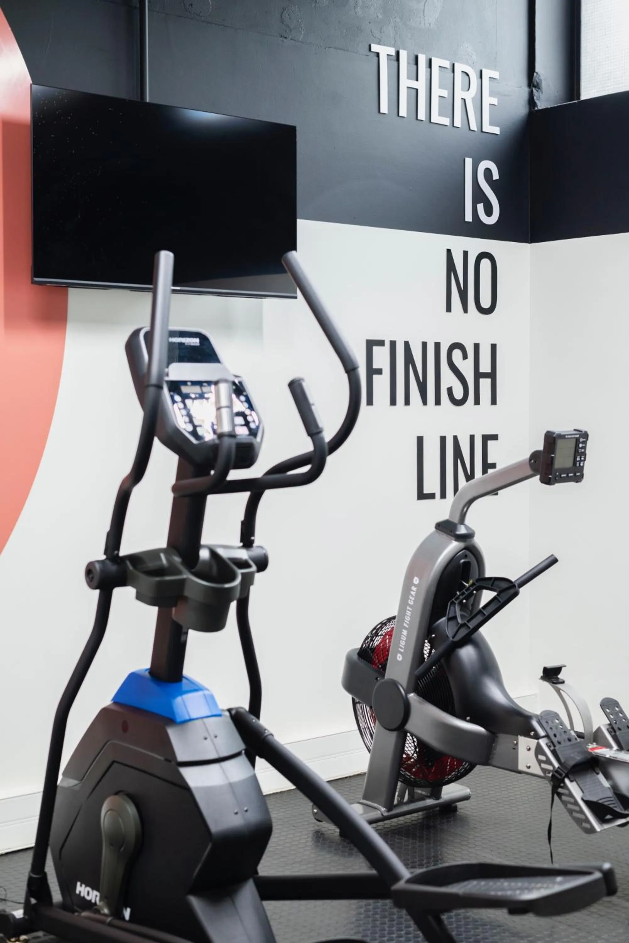 Fitness centre/facilities in Habitat Aparthotel by Totalstay