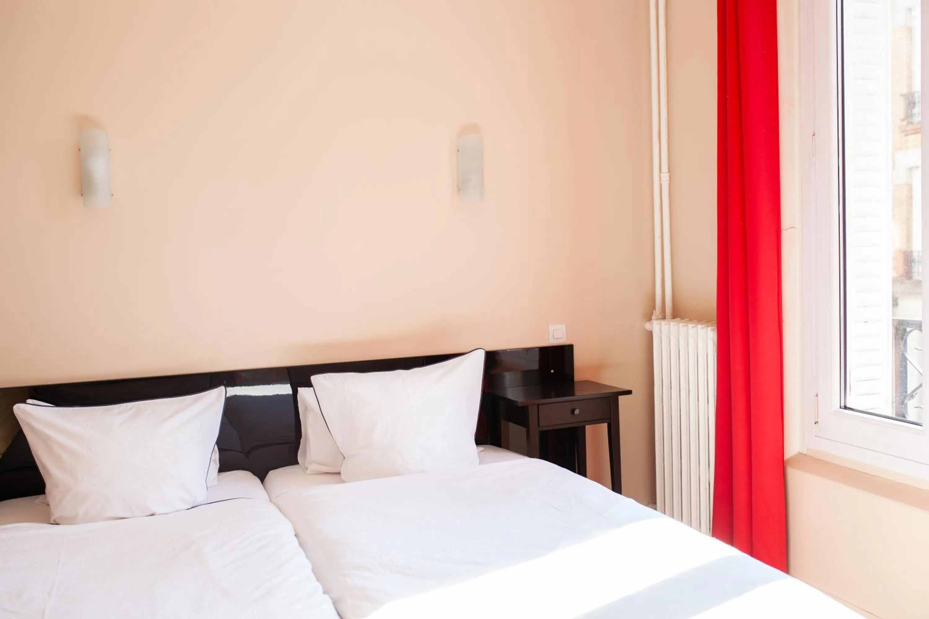 Bed in Hôtel du Parc