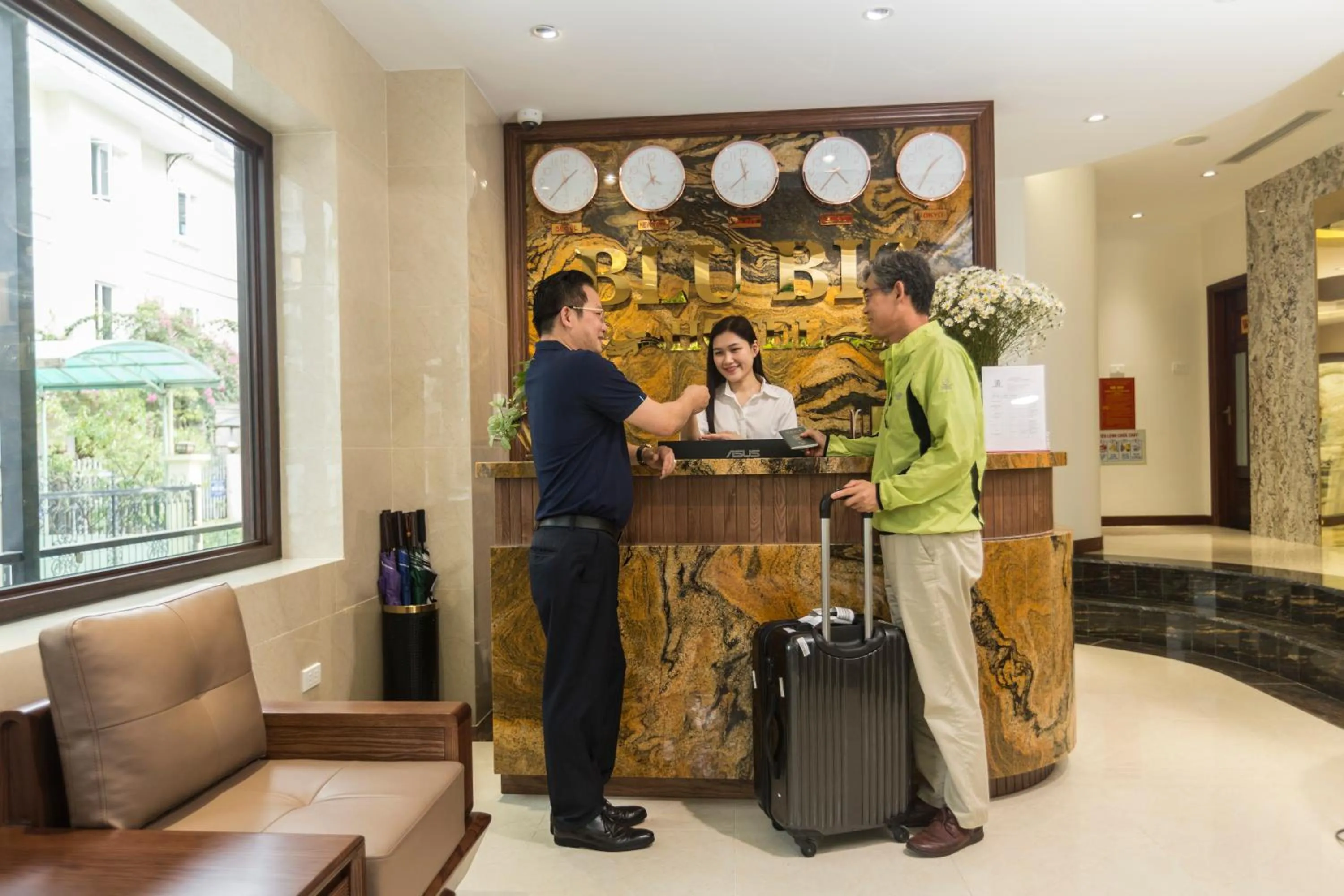 Staff in Blubiz Hotel 8