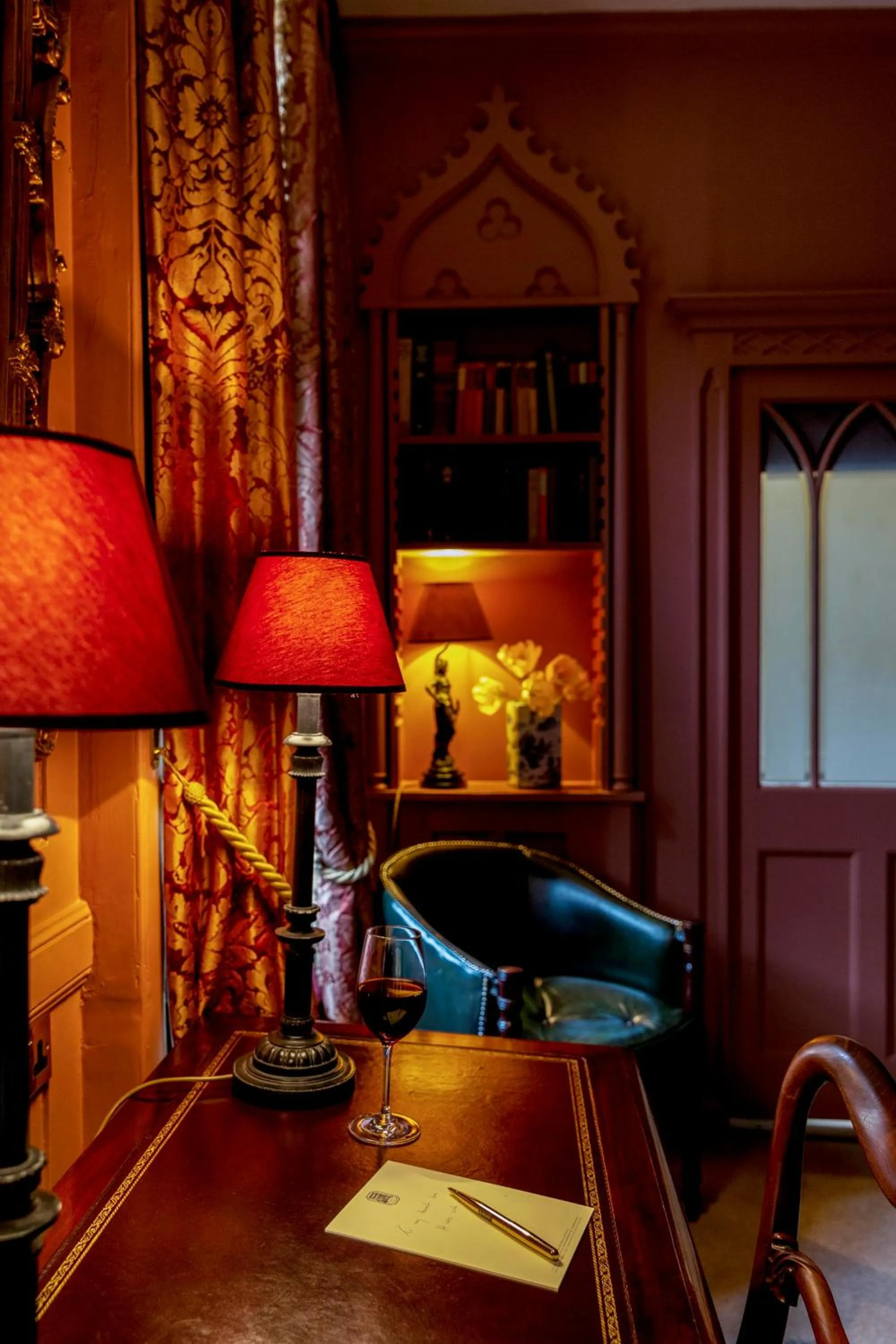 Seating area in Hazlitt's