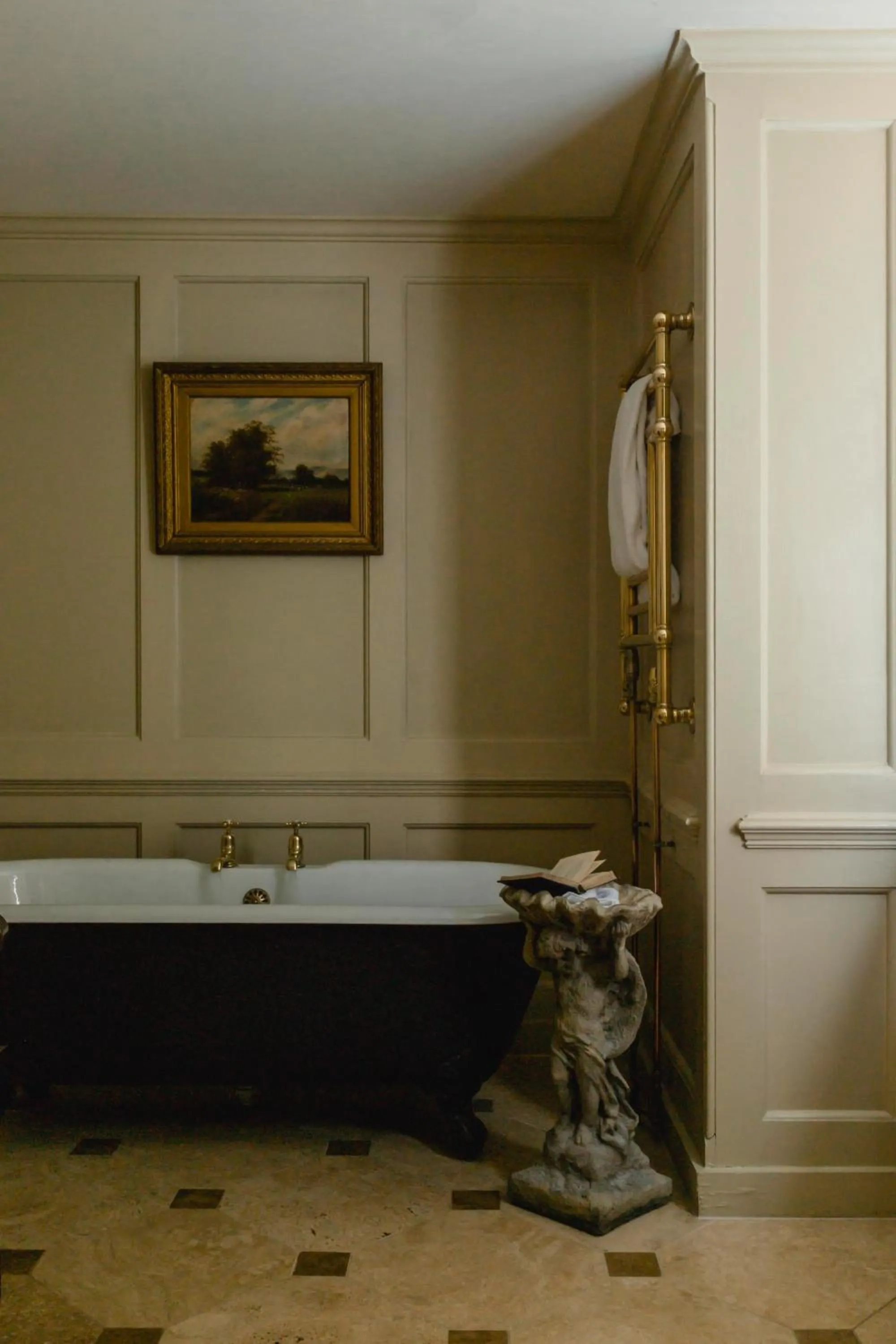 Bathroom, Bed in Hazlitt's