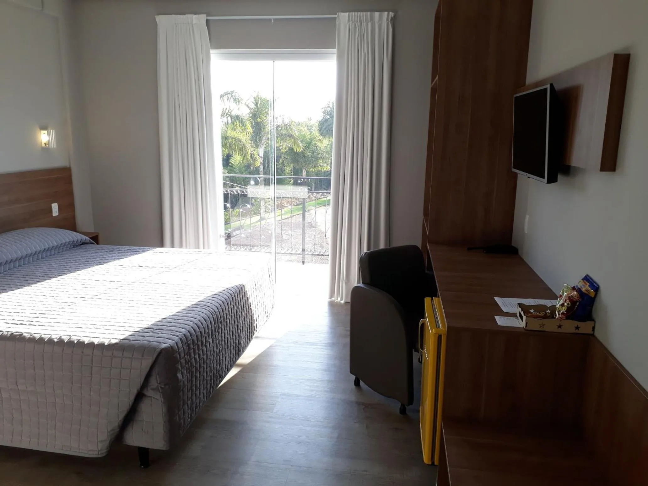 Bed in Hotel Bergozza