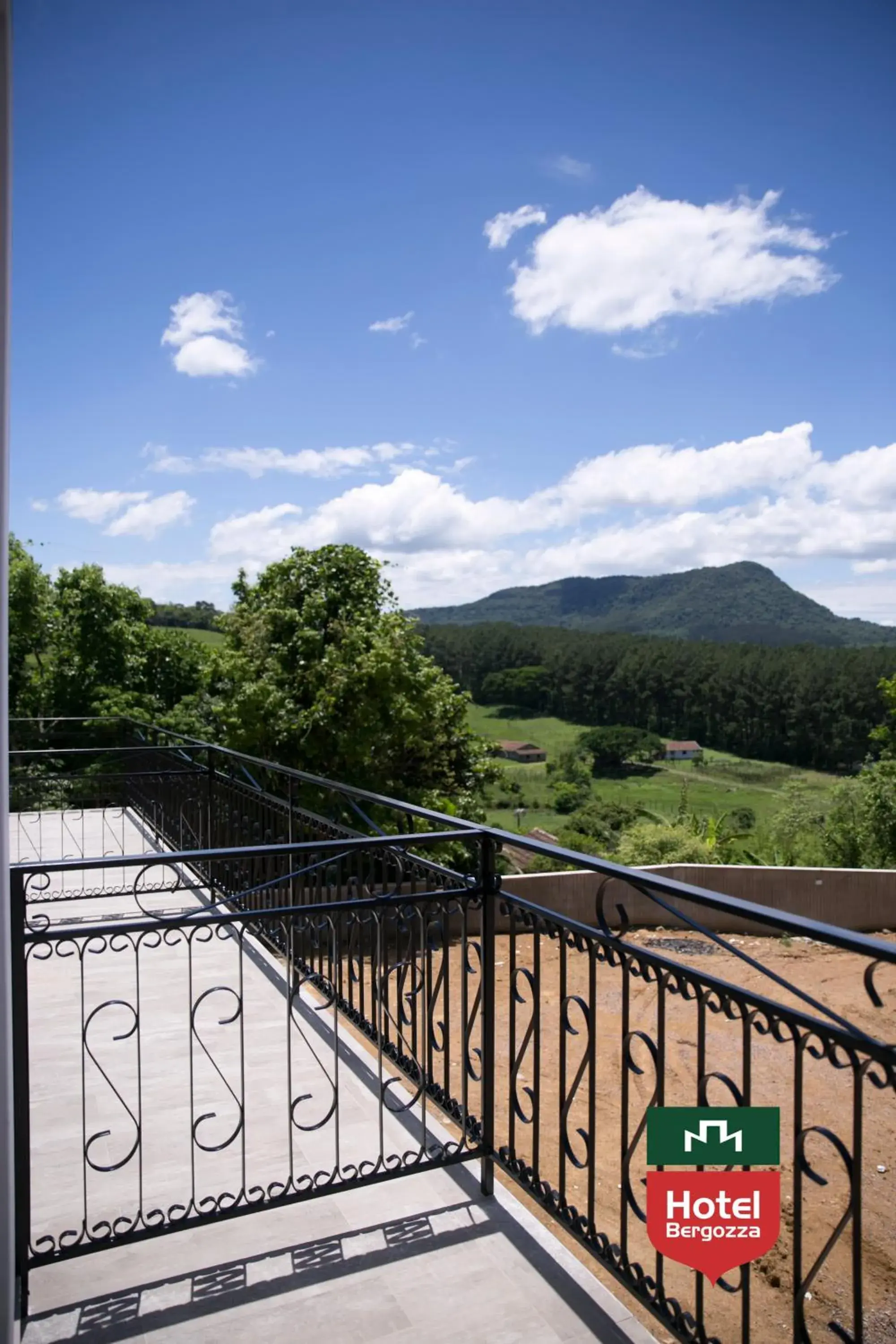 Deluxe Triple Room in Hotel Bergozza Deluxe Triple Room in Hotel Bergozza