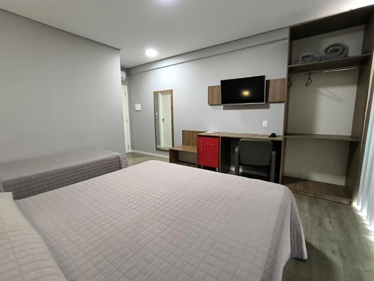 Bedroom, Bed in Hotel Bergozza