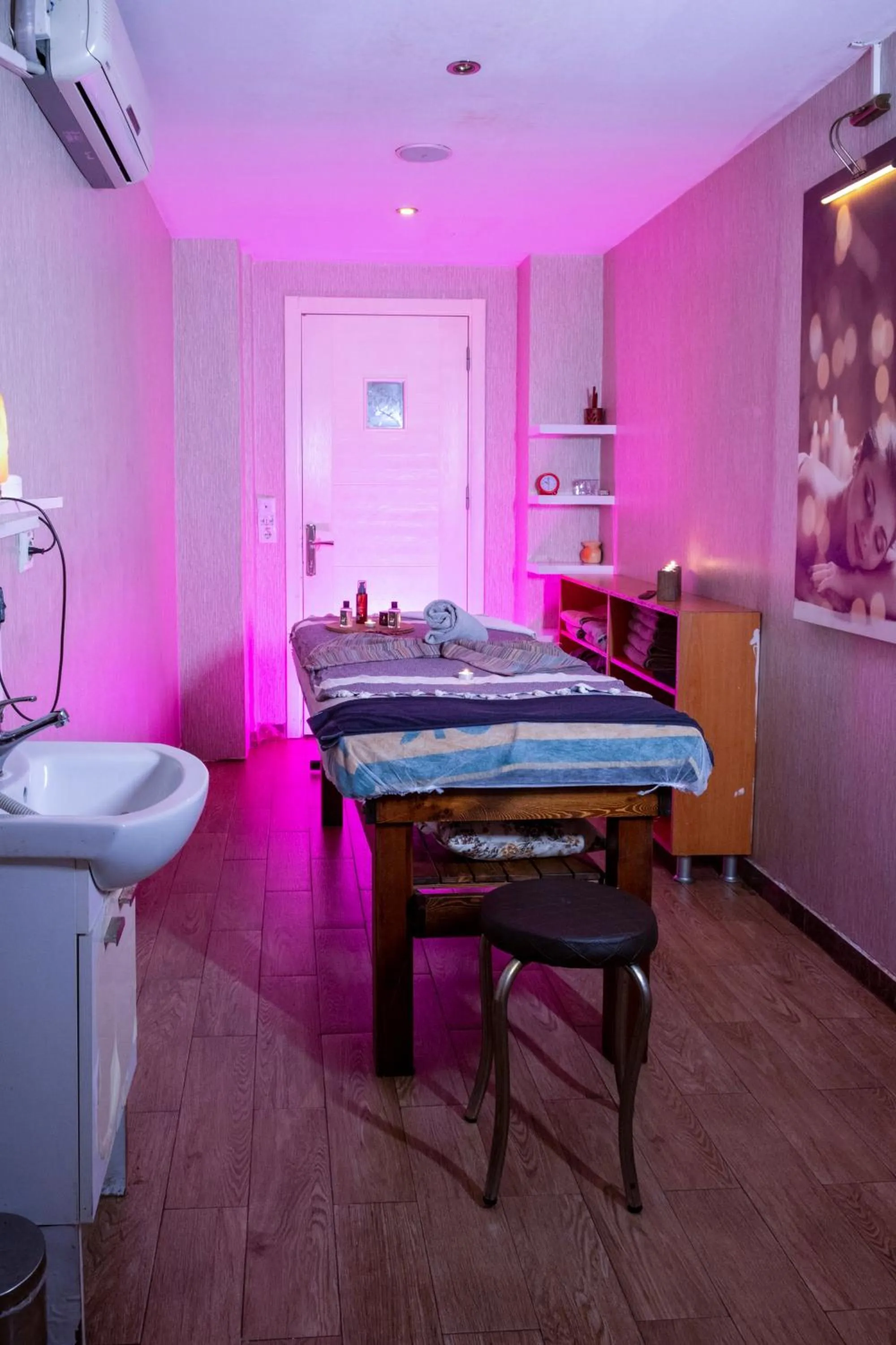 Spa and wellness centre/facilities in Lavin Hotel & Spa