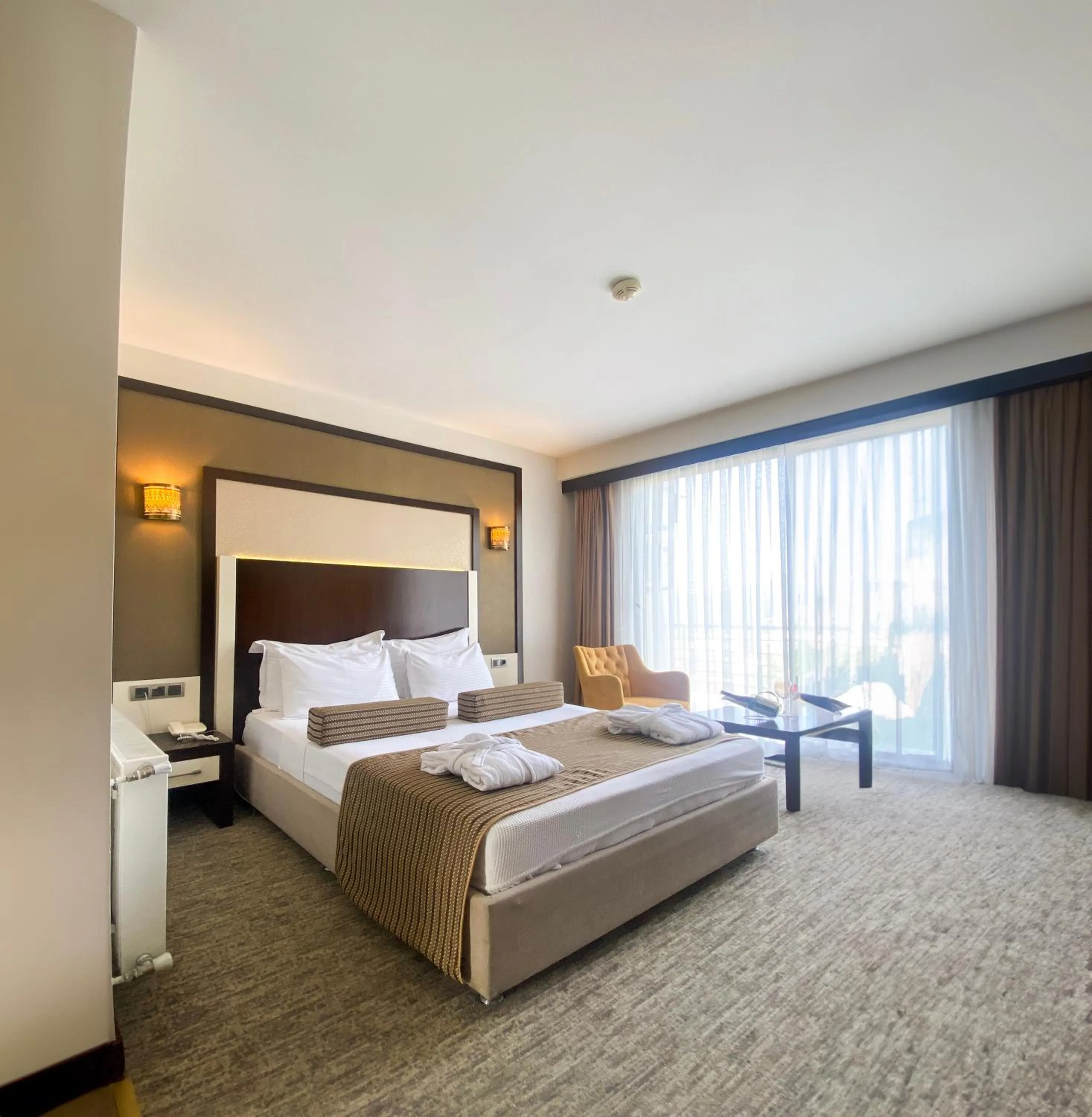 Bed in Lavin Hotel & Spa