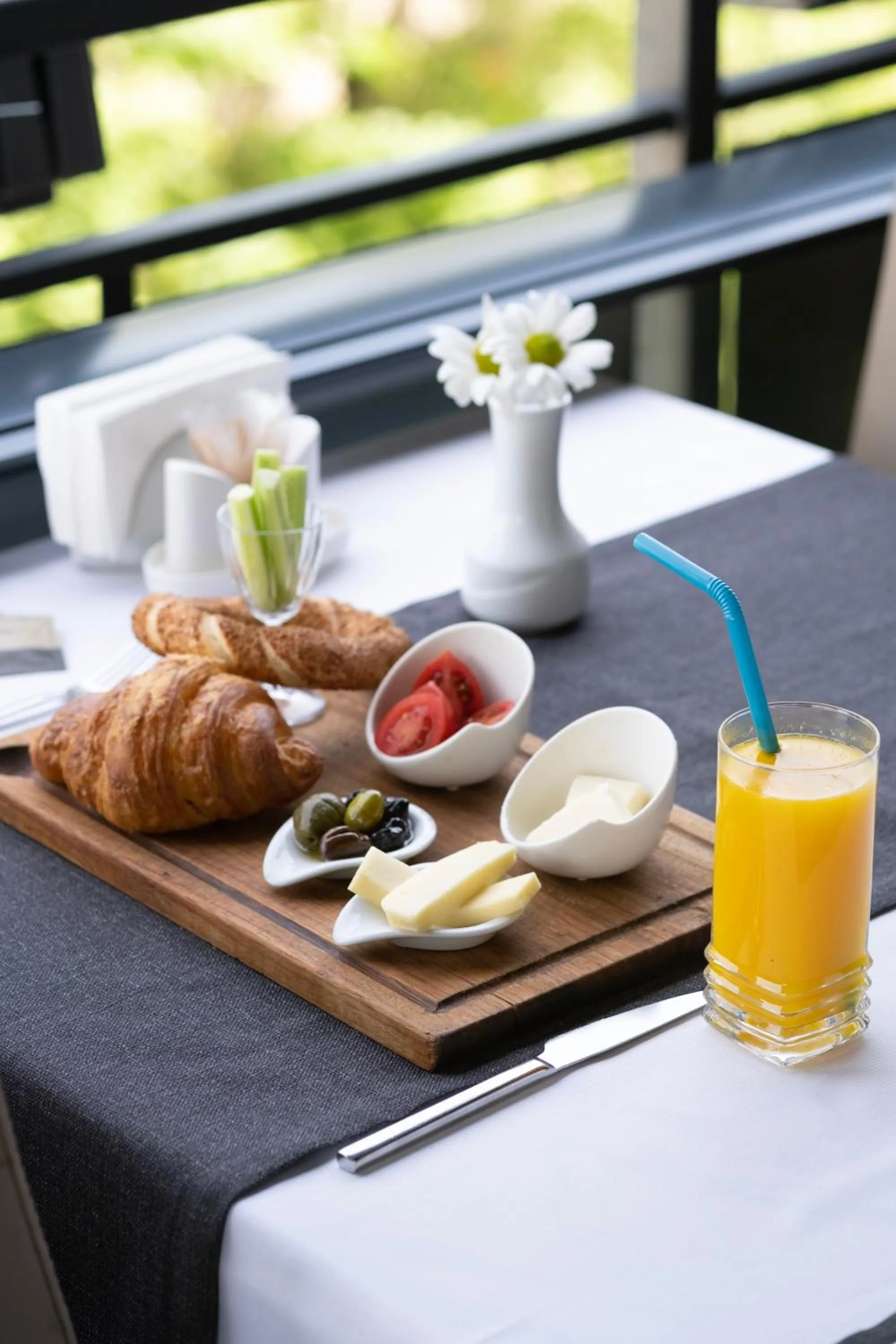 Food and drinks in Lavin Hotel & Spa