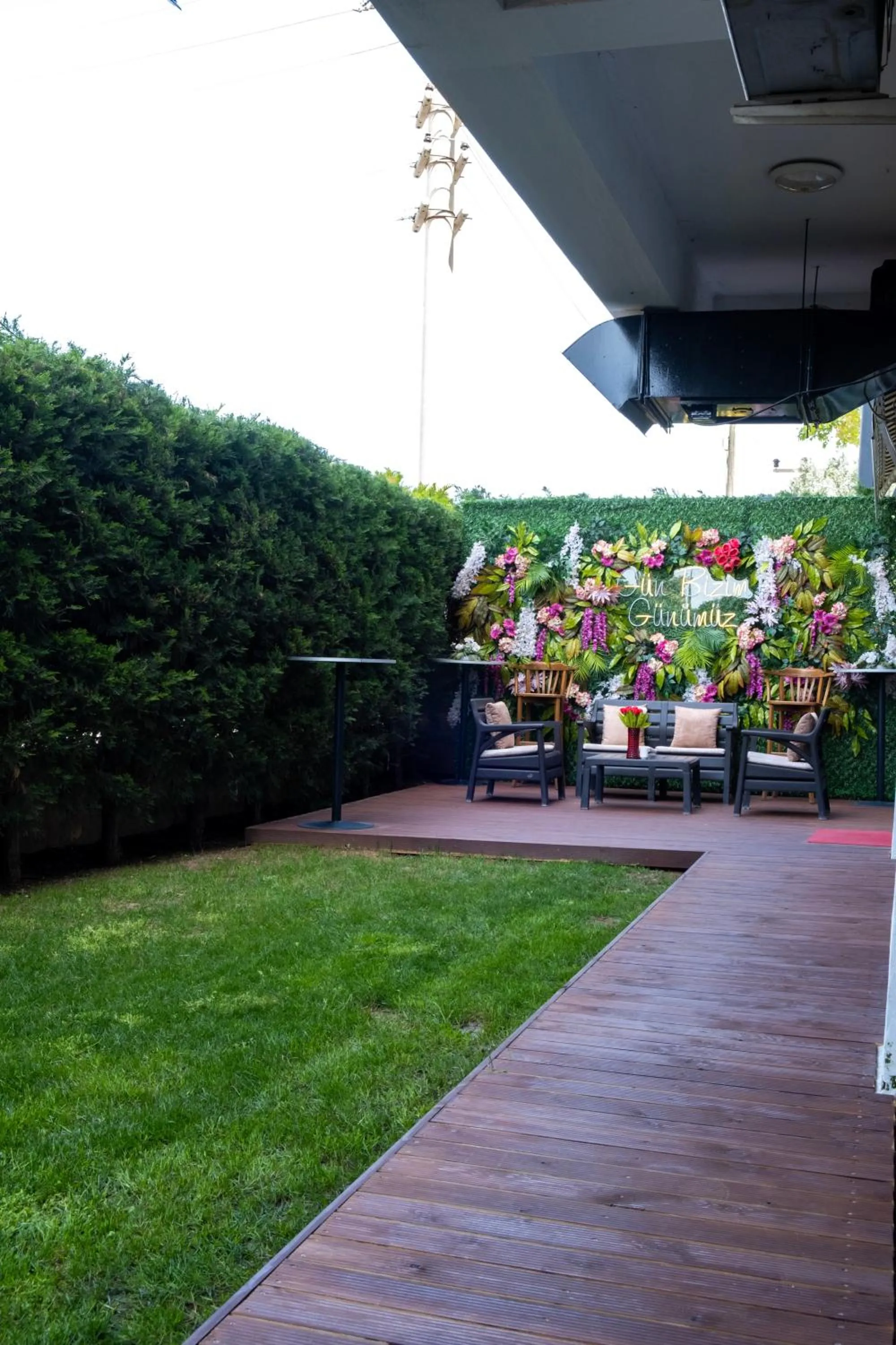 Patio in Lavin Hotel & Spa