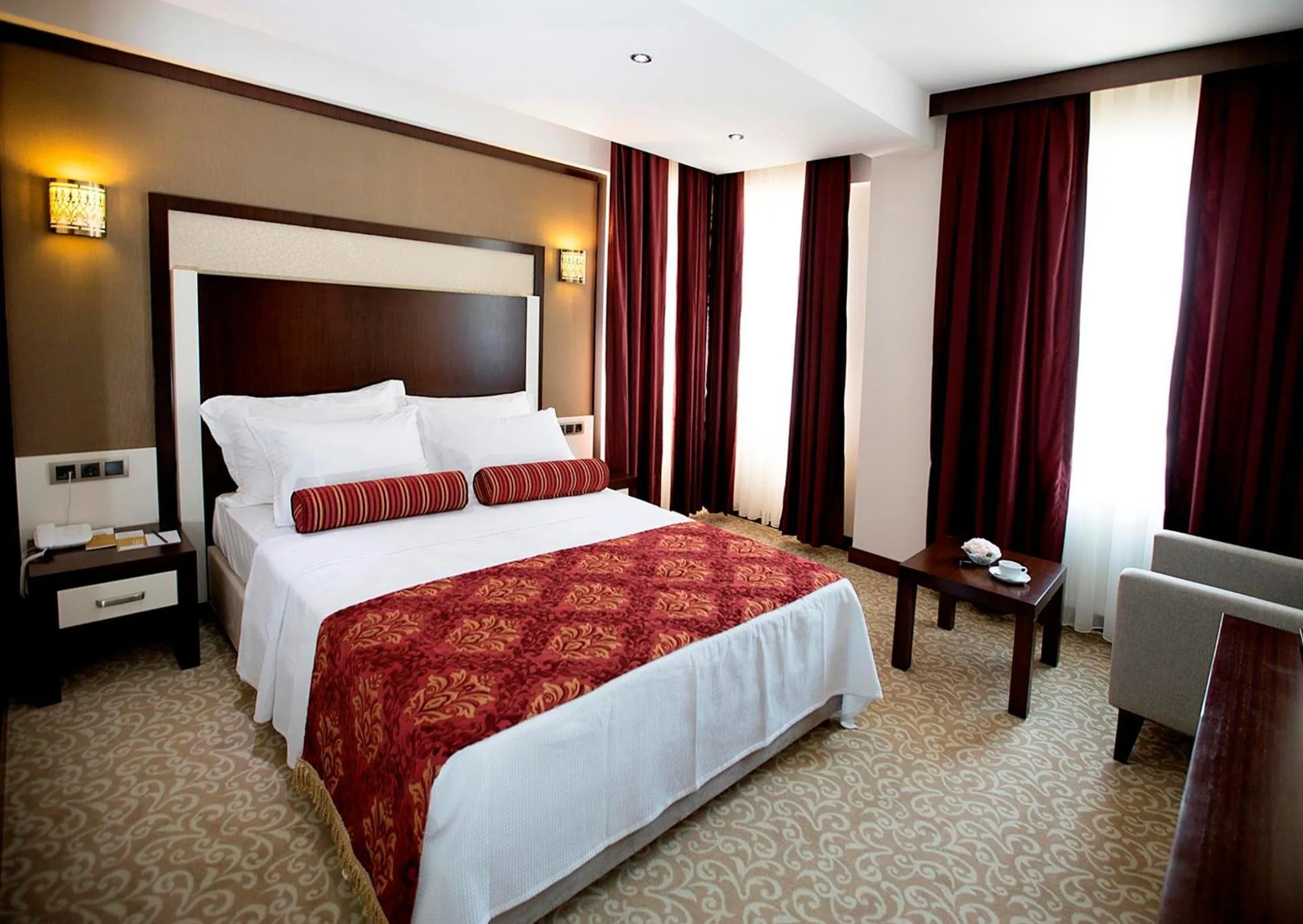 Photo of the whole room, Bed in Lavin Hotel & Spa