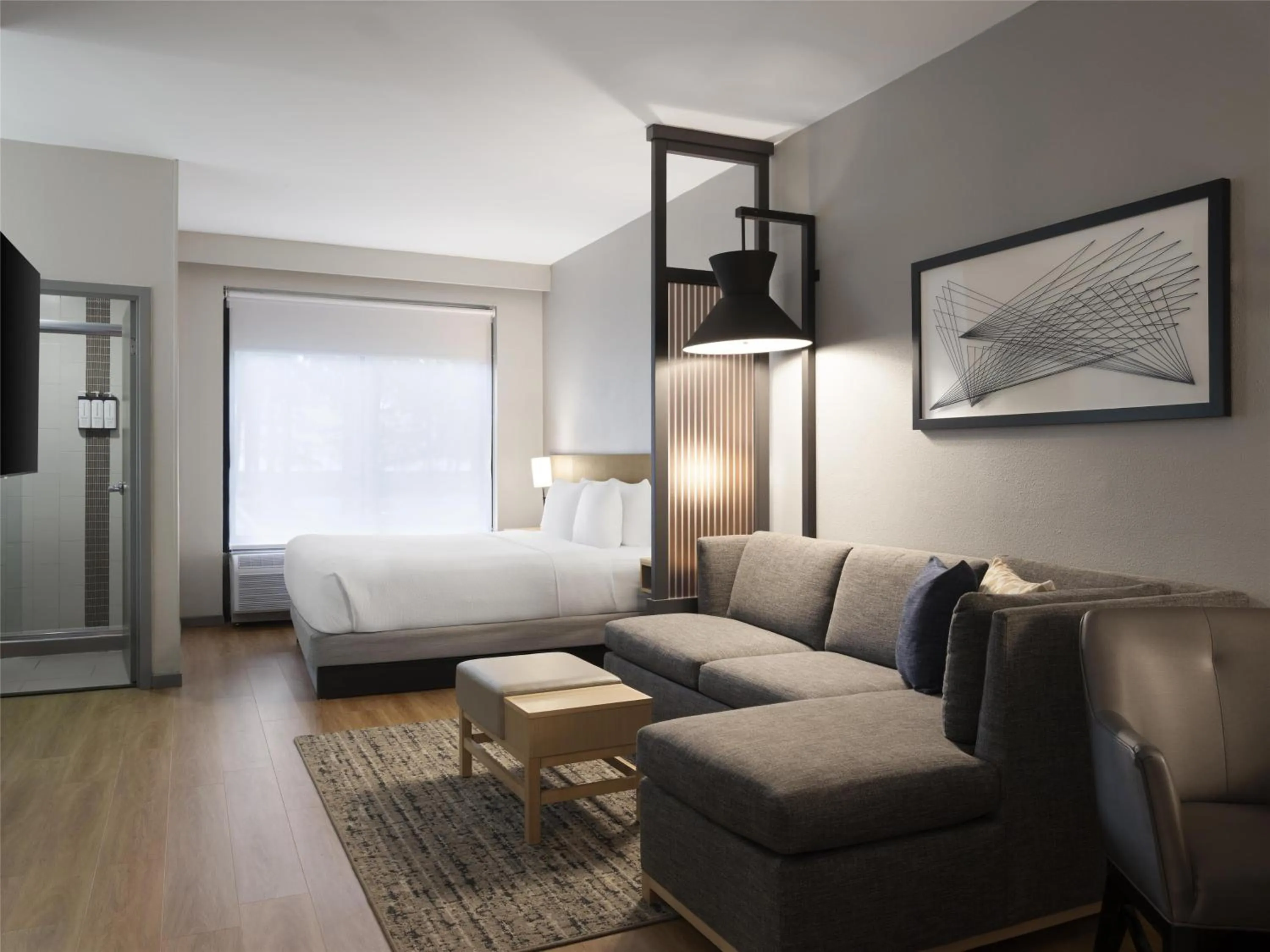 Bedroom in Hyatt Place Atlanta Alpharetta North Point Mall