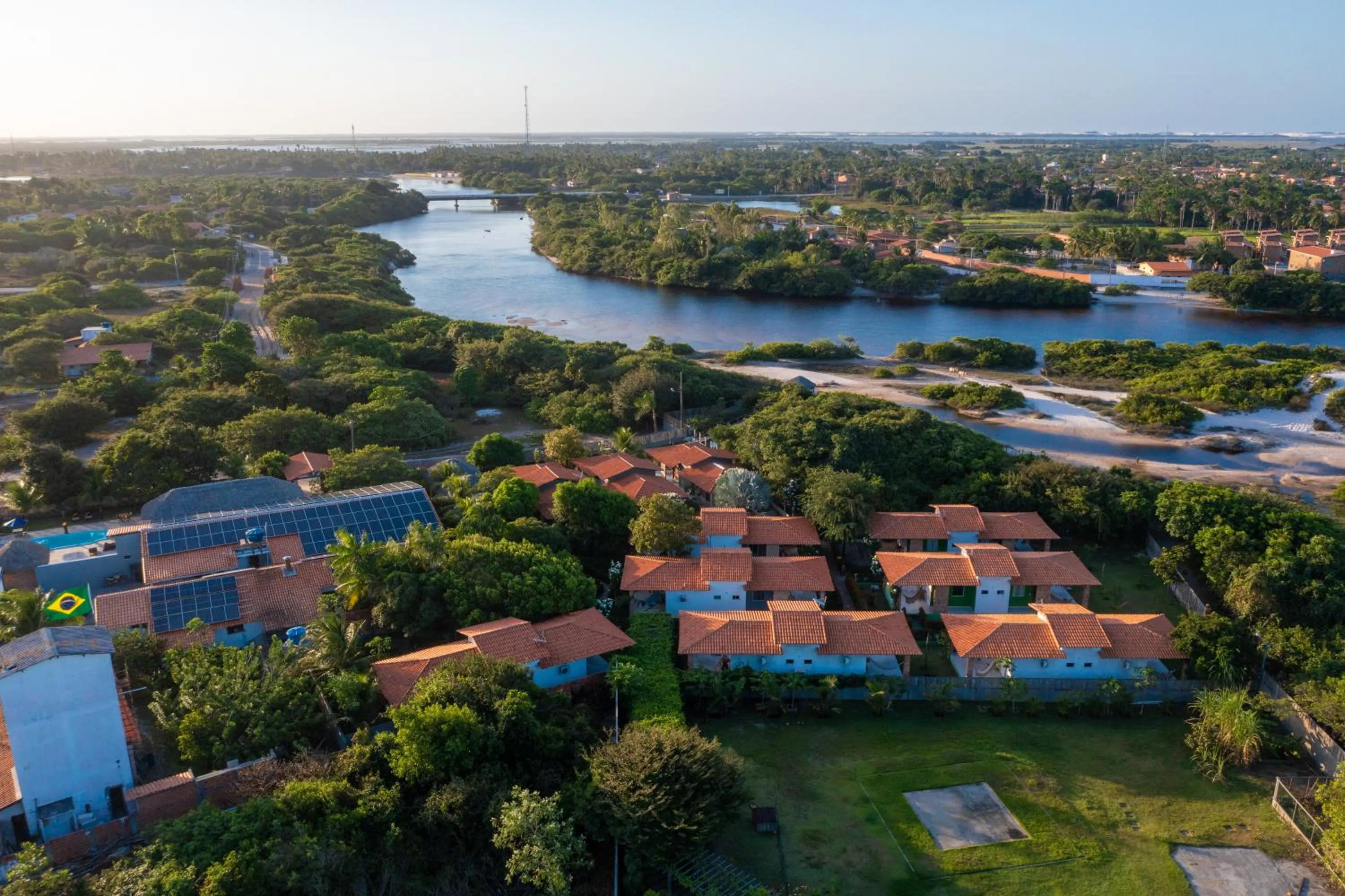 Property building in Hotel Pousada Rancho das Dunas